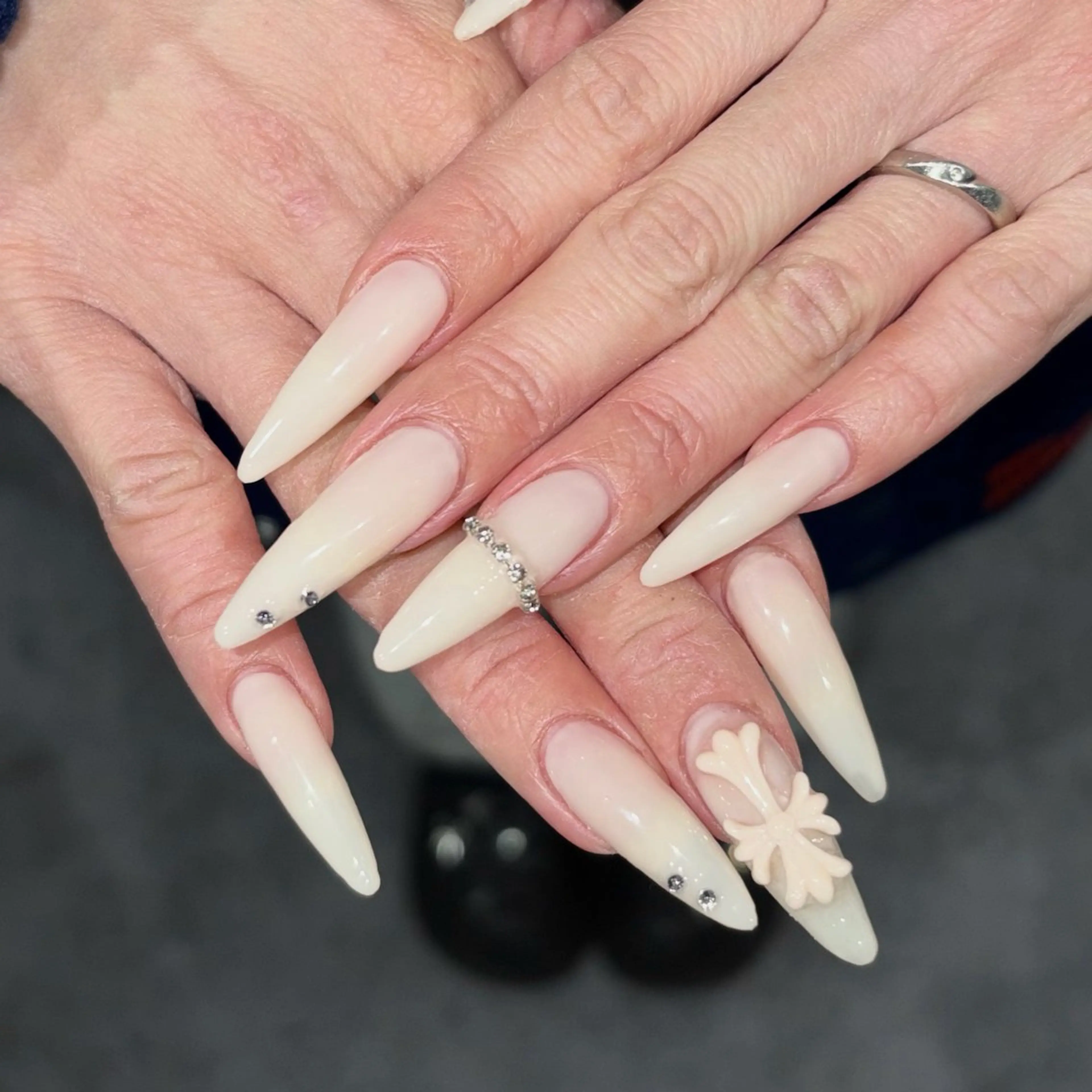 ネイル ハンドネイル TE-TO所属・nailsalon TE-TOのネイルデザイン