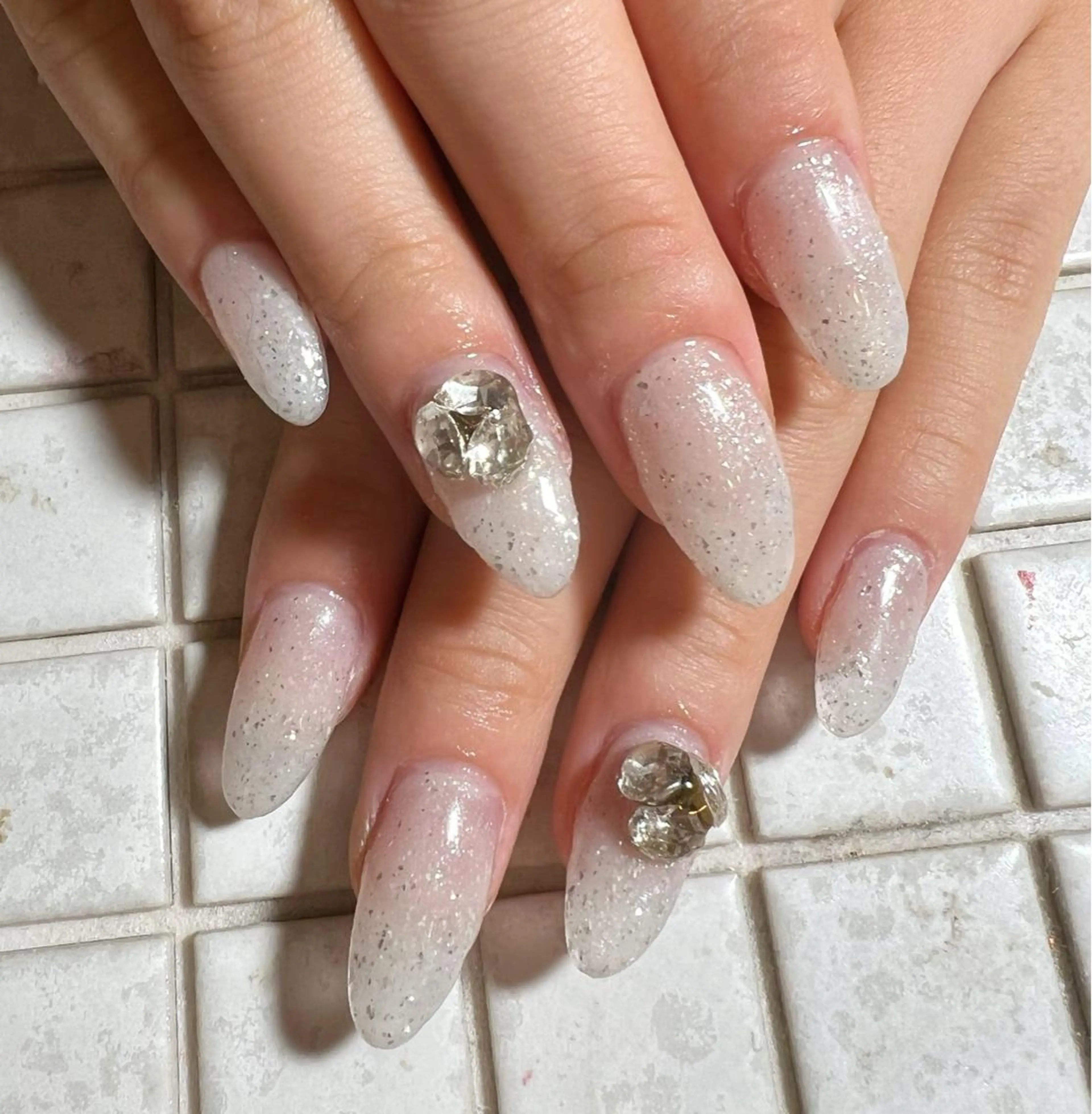 ネイル ラメ(グリッター) ホワイト ハンドネイル private salon mieのネイルデザイン