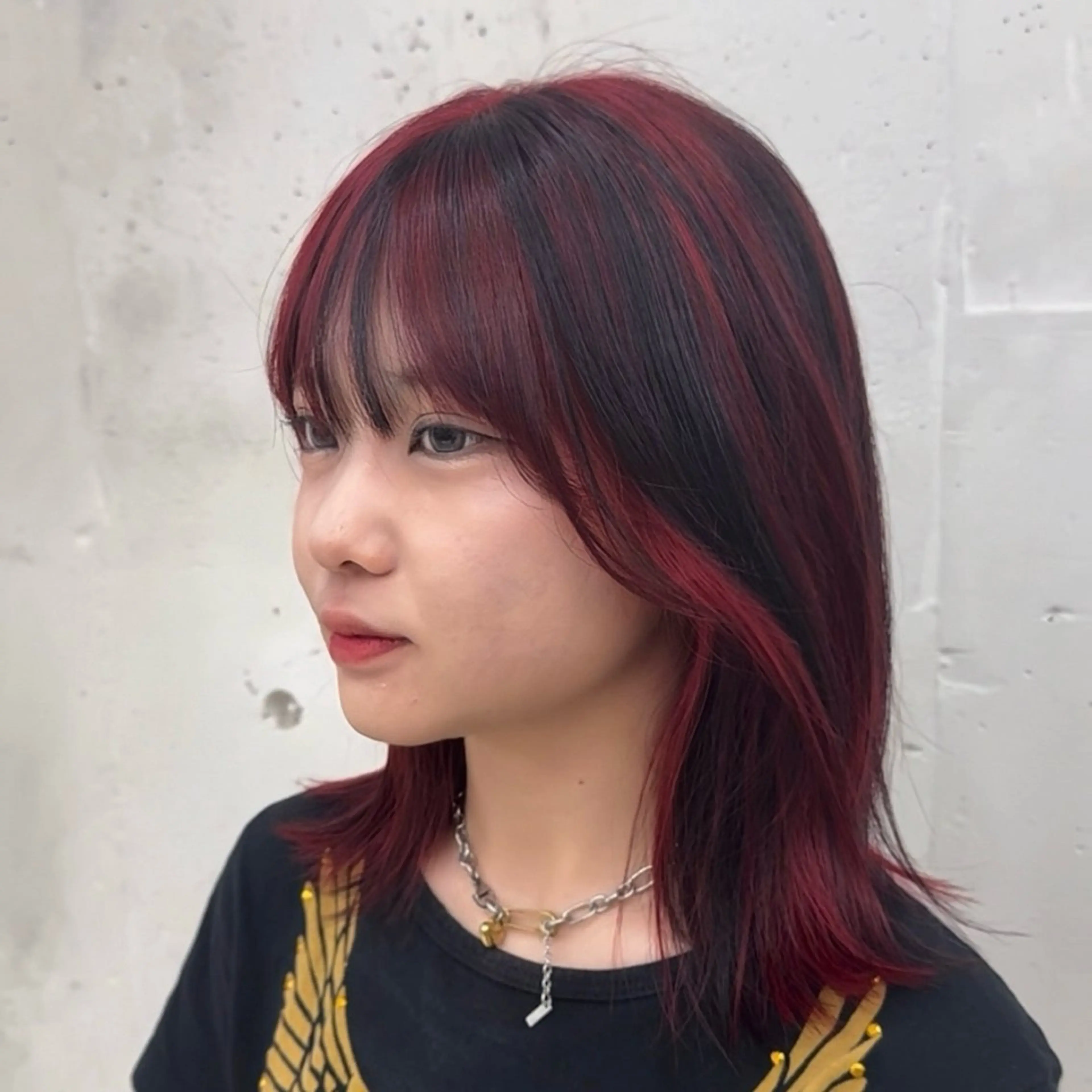 ミディアム カラー デザインカラー ヘアカラー 期間限定クーポンあり マオ🩵の眉毛・アイブロウイメージ