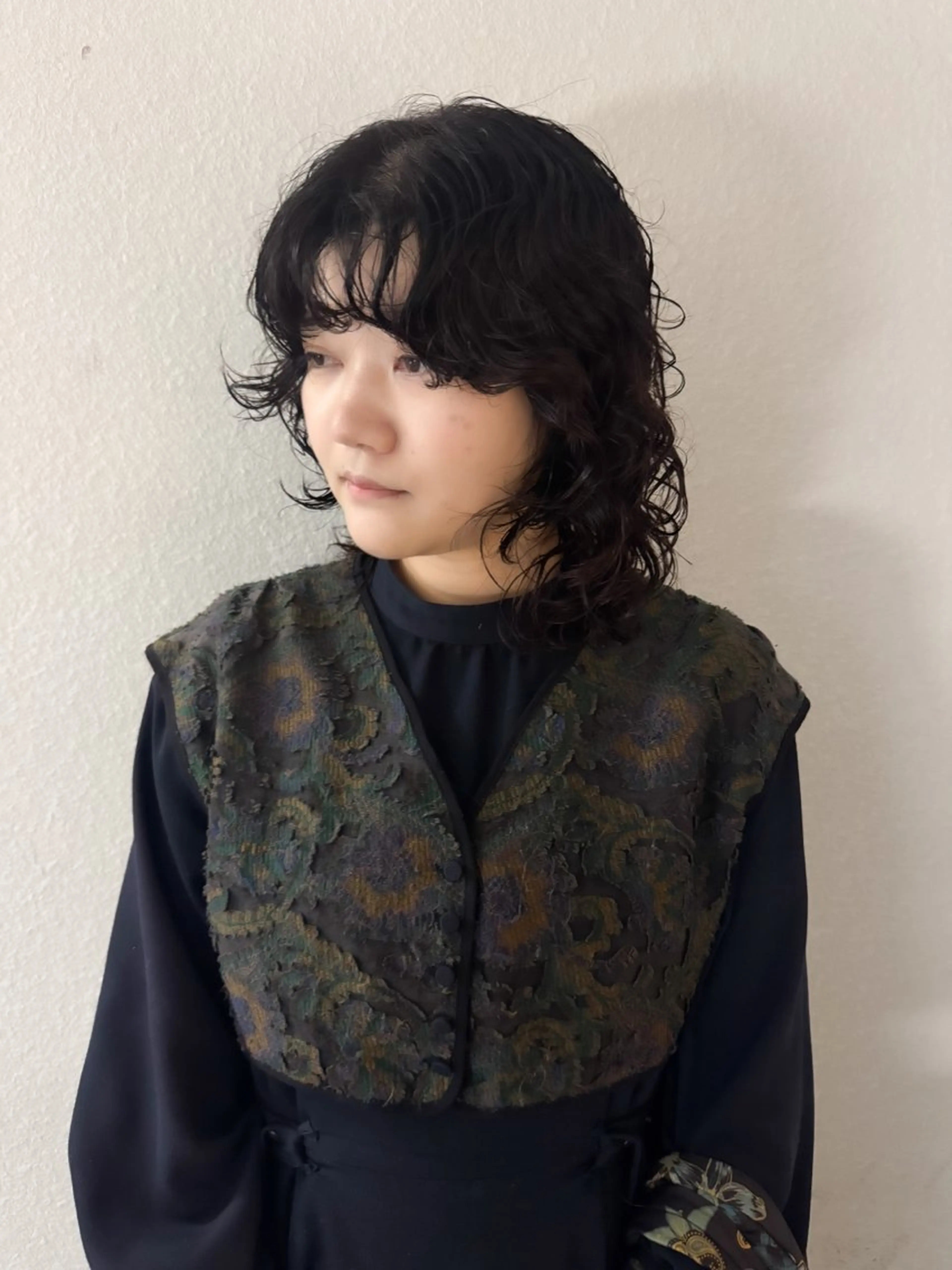 ミディアム カラー ヘアアレンジ ミディアムパーマ 透明感カラー カット ヘアカラー パーマ トリートメント ミニボブ/ブリーチ 🌈MISATOのヘアスタイル