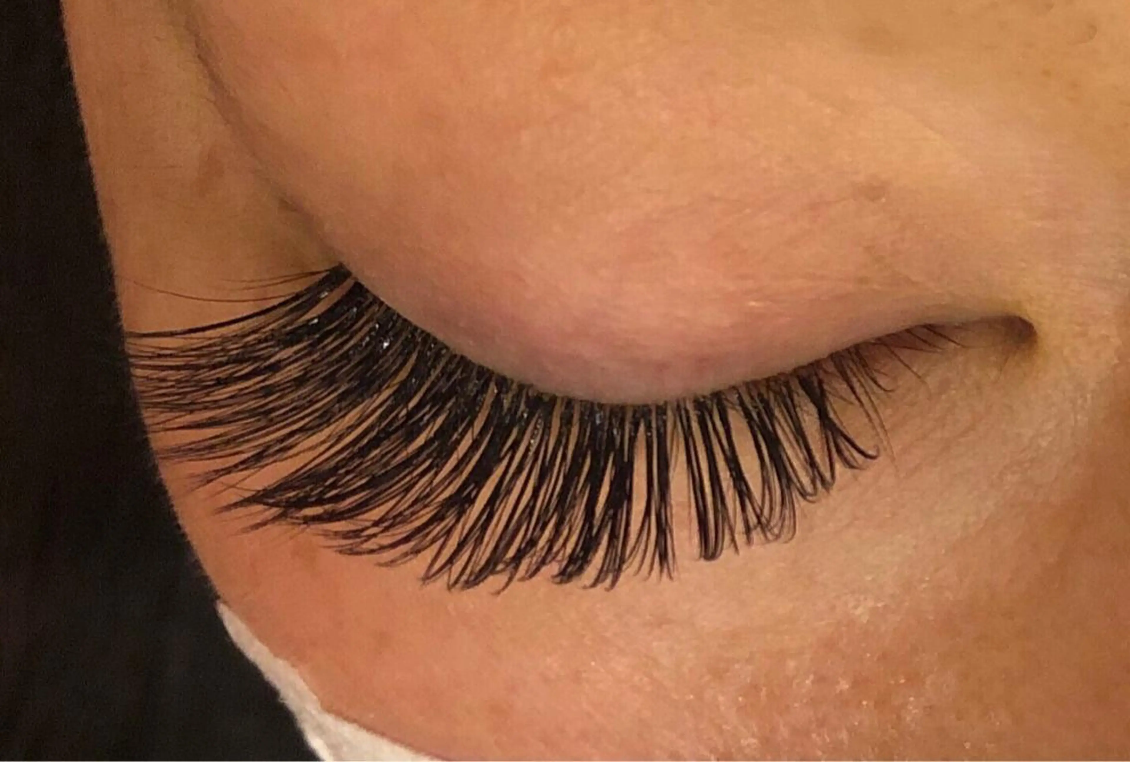 マツエク・マツパ 水 田のマツエク・マツパデザイン