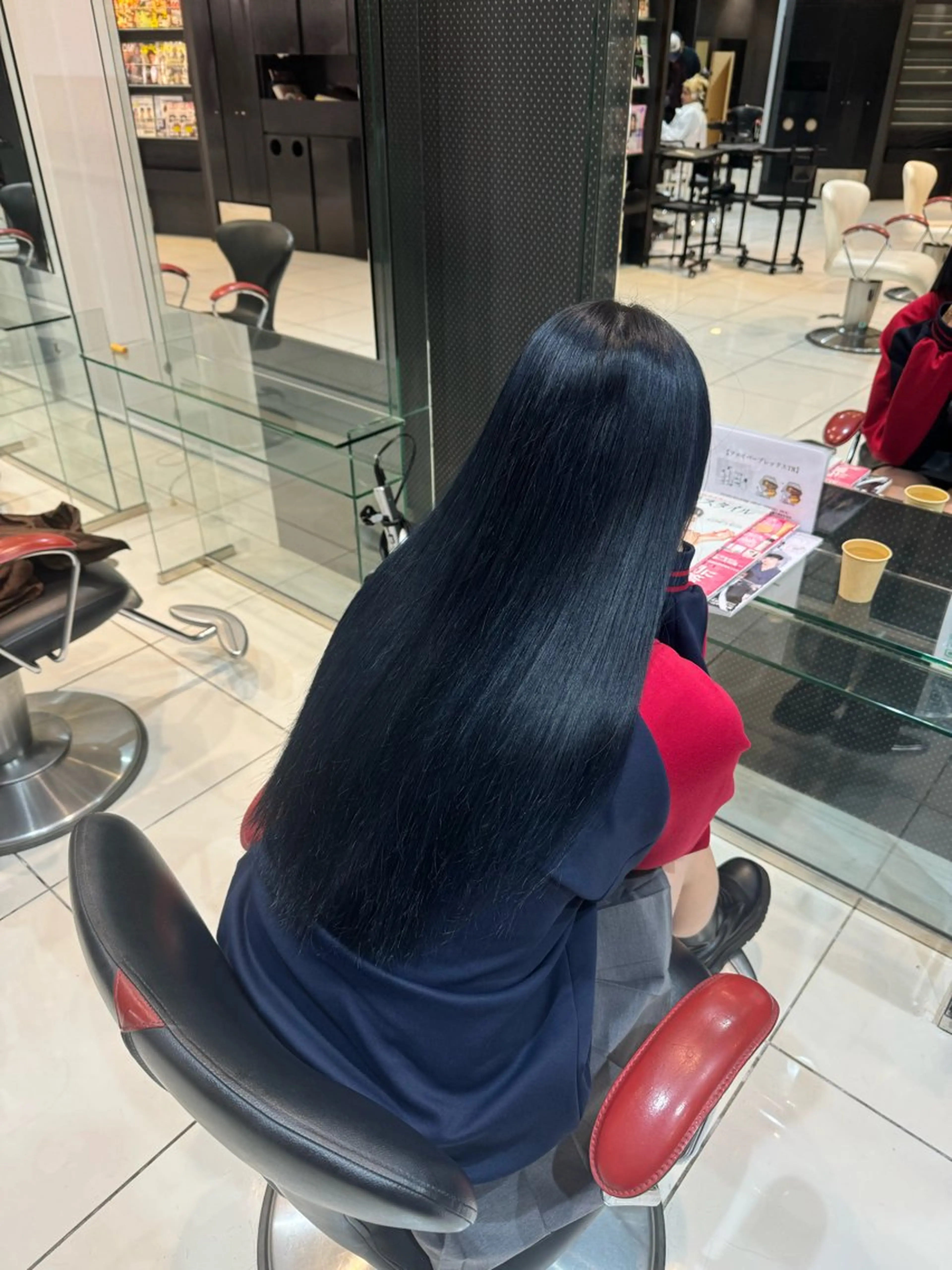 美髪矯正ストレート&オーガニックカラー&2STEP内部補修トリートメント ロング料金なしの写真