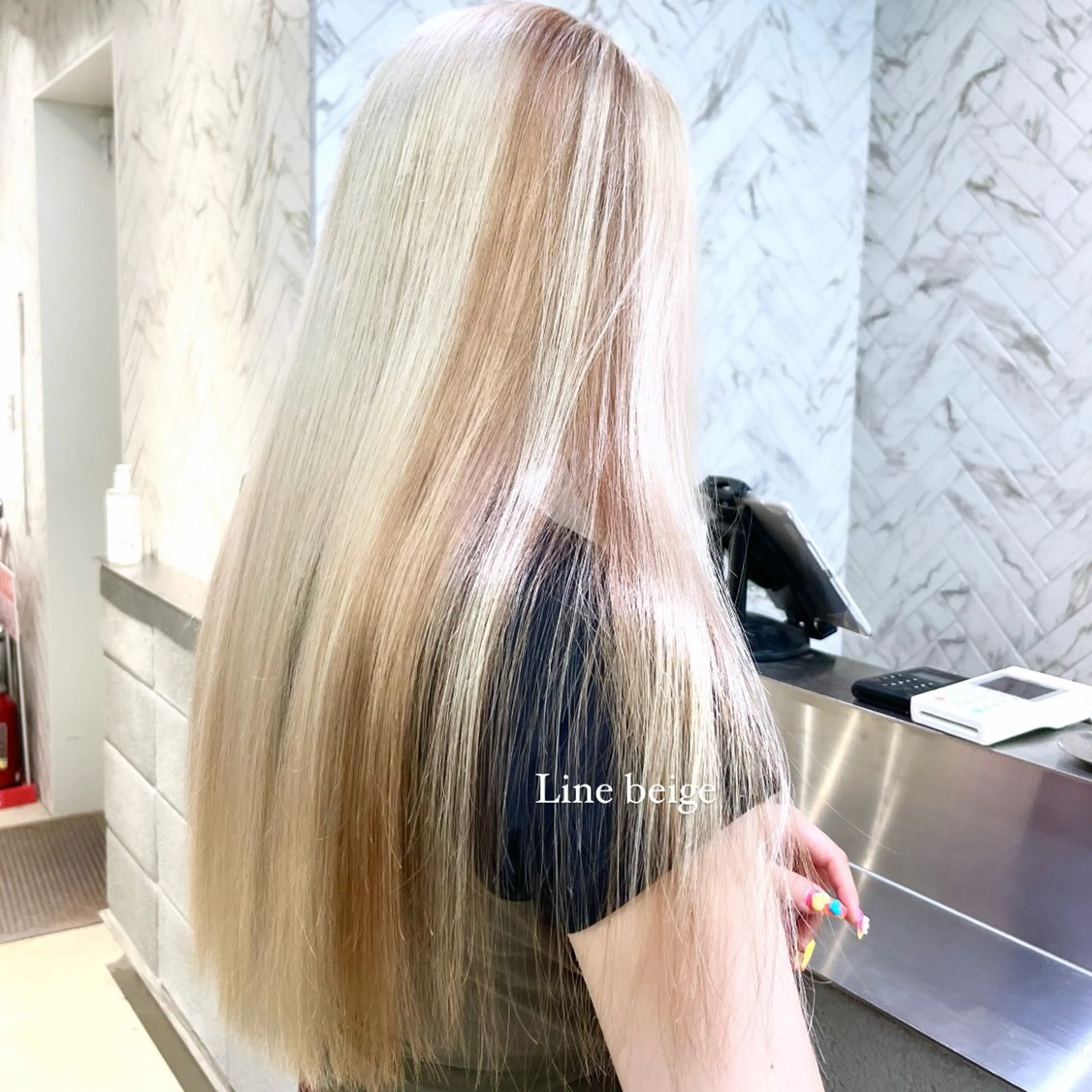 💊髪質改善ストレート+カット💊の写真