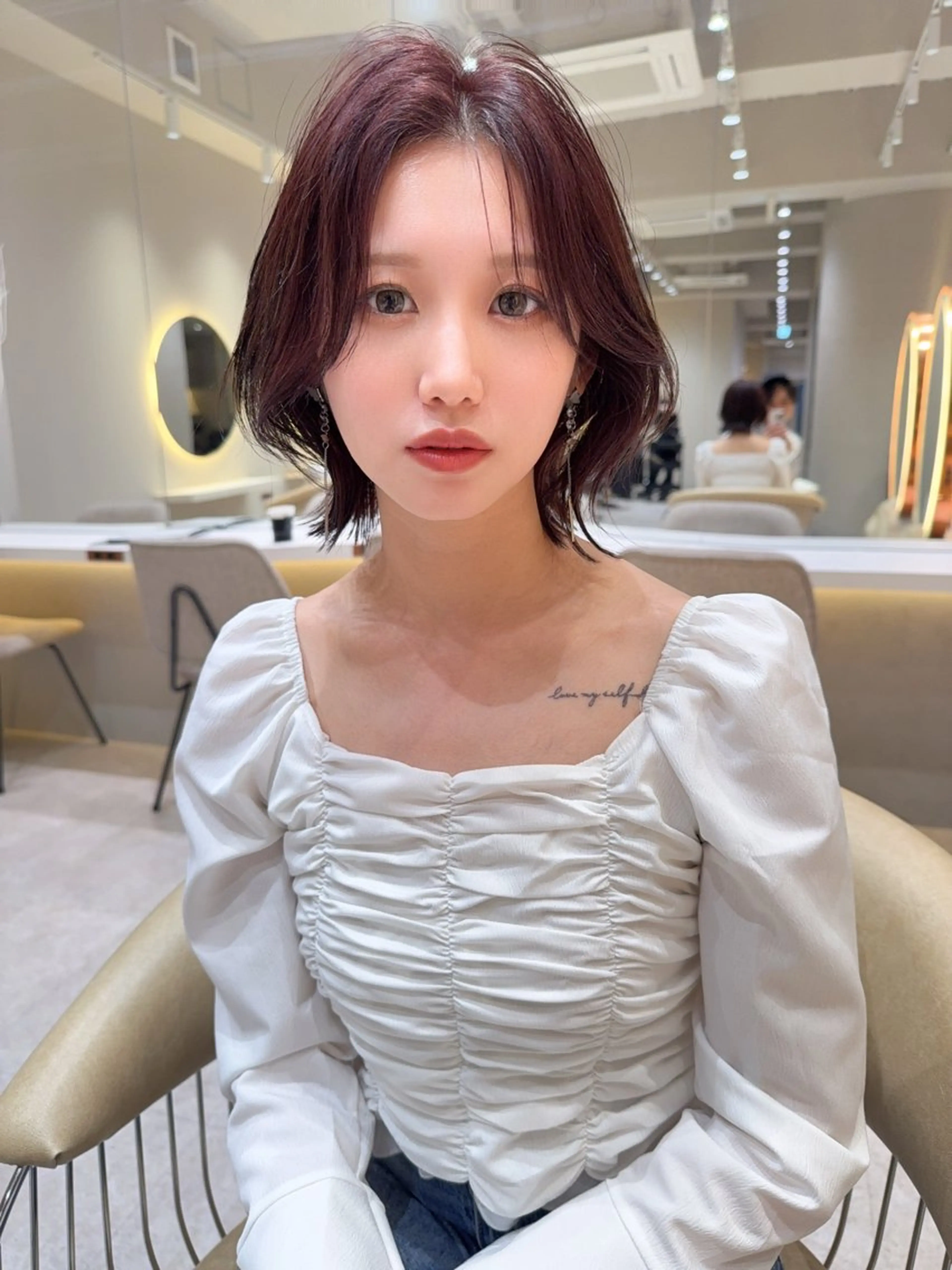 ショート カラー カット ヘアカラー トリートメント レイヤー❣️縮毛矯正 川村利幸のヘアスタイル