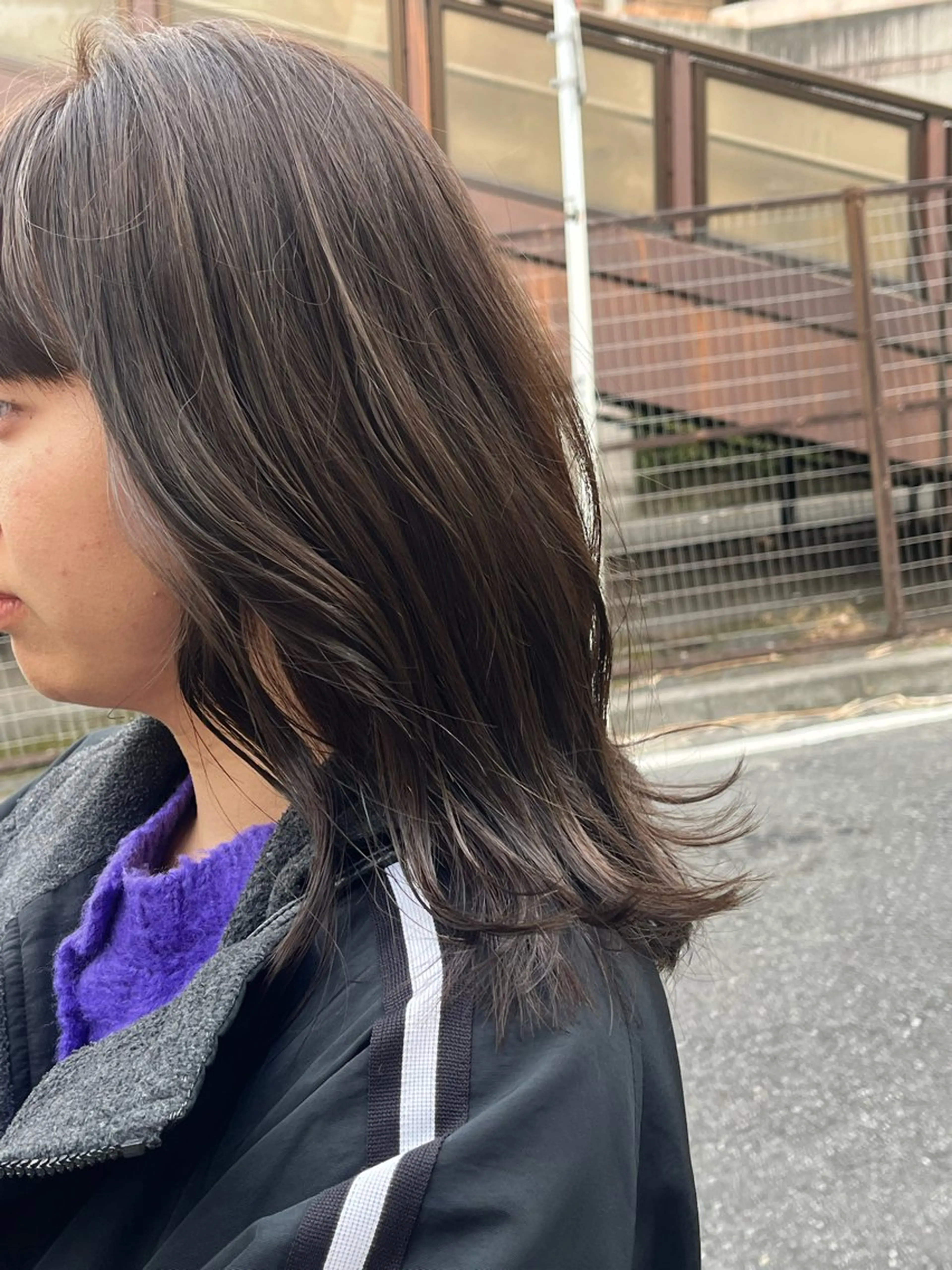 ミディアム カラー カット ヘアカラー 🦮shiori アイドルオタク🦮のヘアスタイル