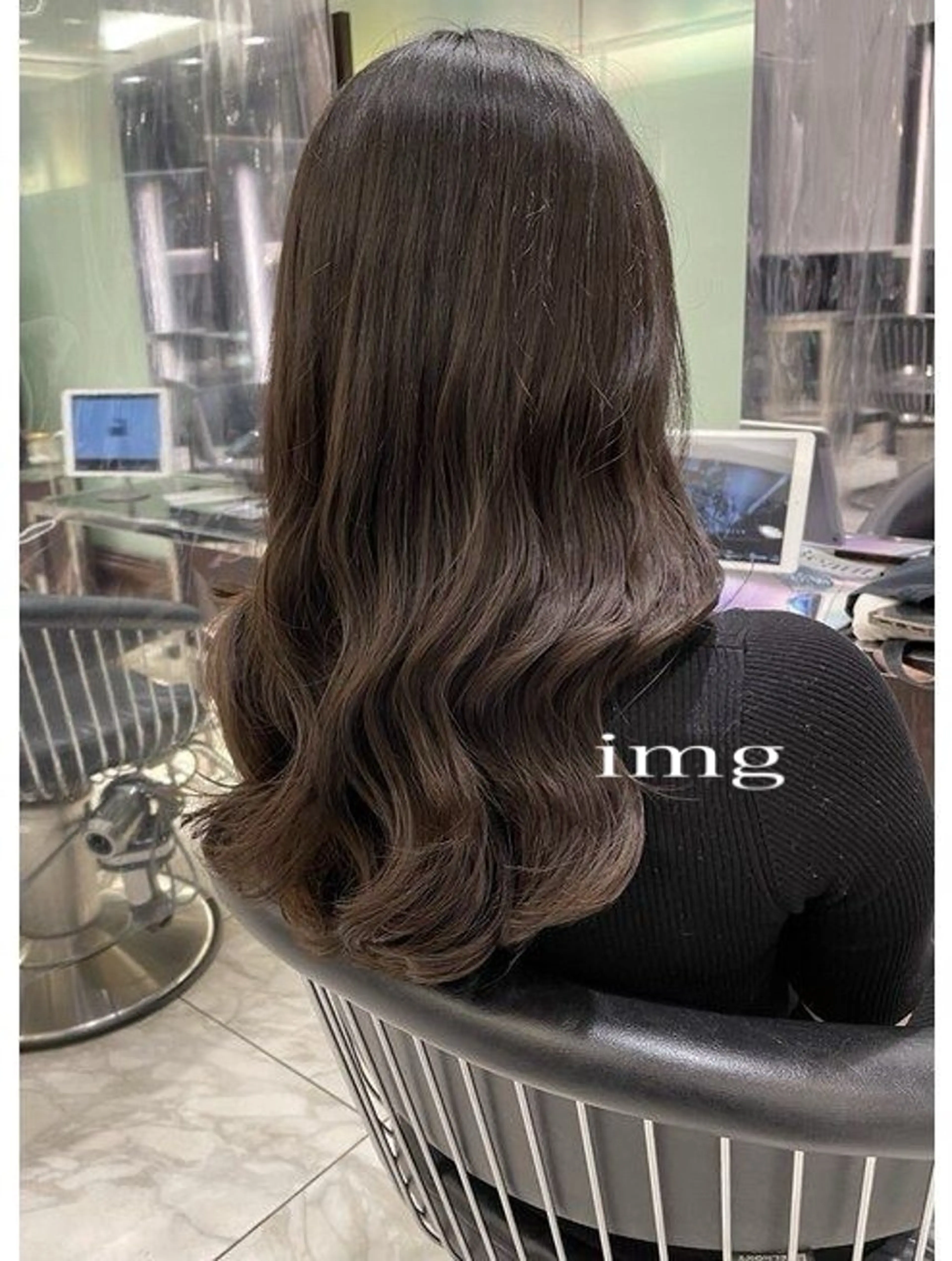 ロング パーマ 酸性ストレート 🤍🎀honokaのヘアスタイル