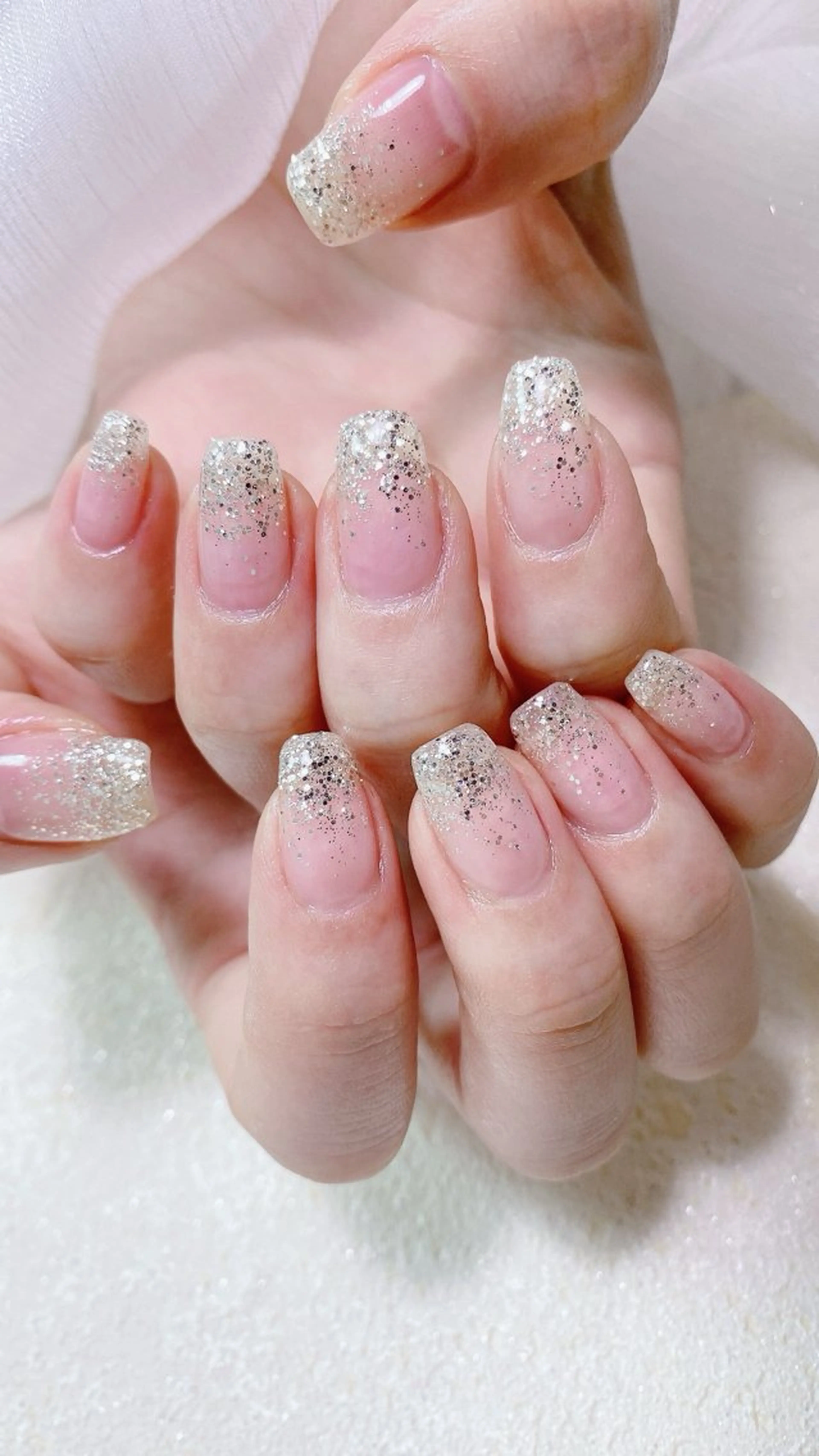 チップ長さだしラメグラデーション(本月限定)の写真