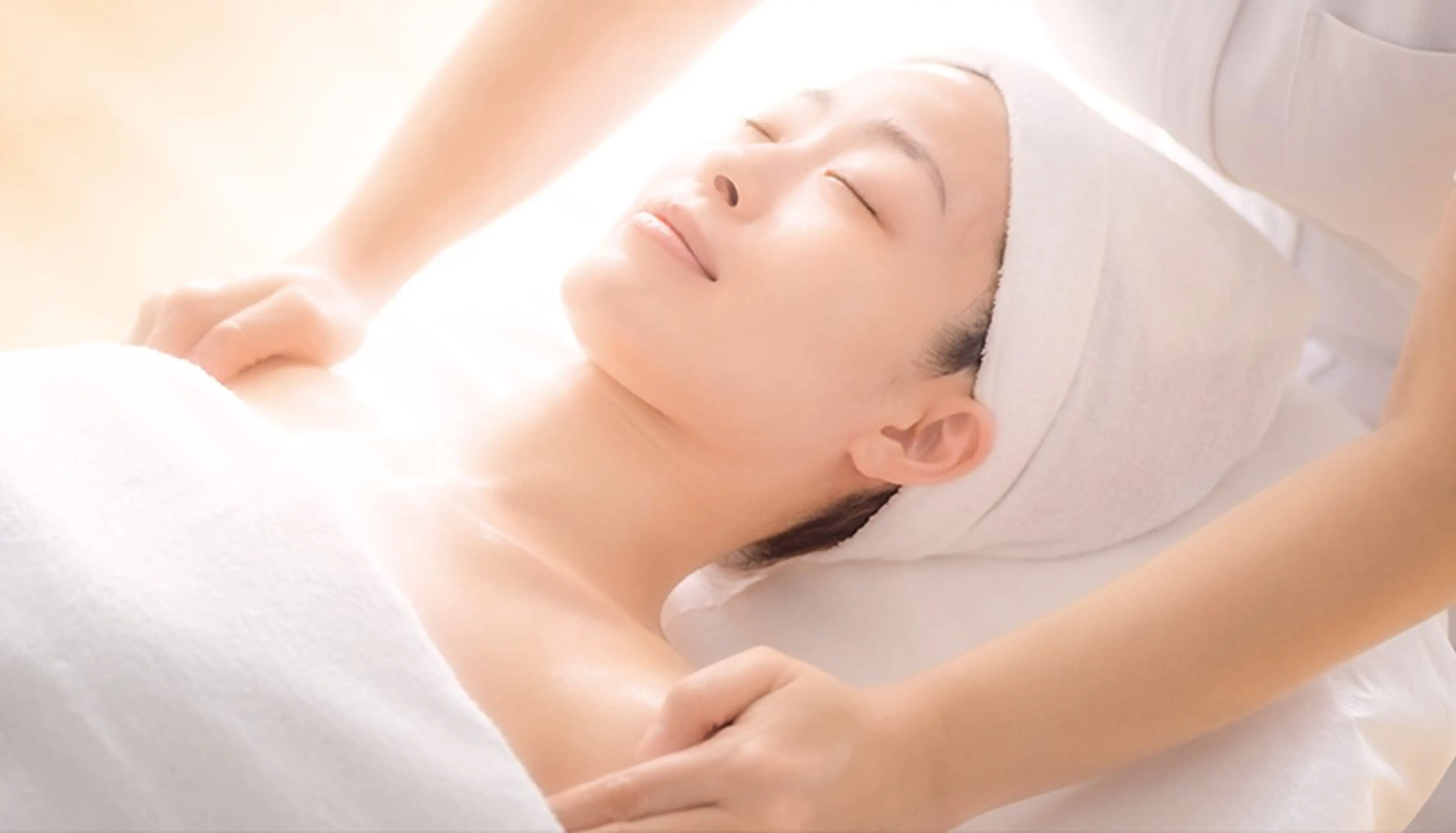 【オールハンド】シーズナルエステ秋冬❄️ 乾燥ダメージから守り、潤いと輝きが満ちる肌へ90分¥11,000の写真