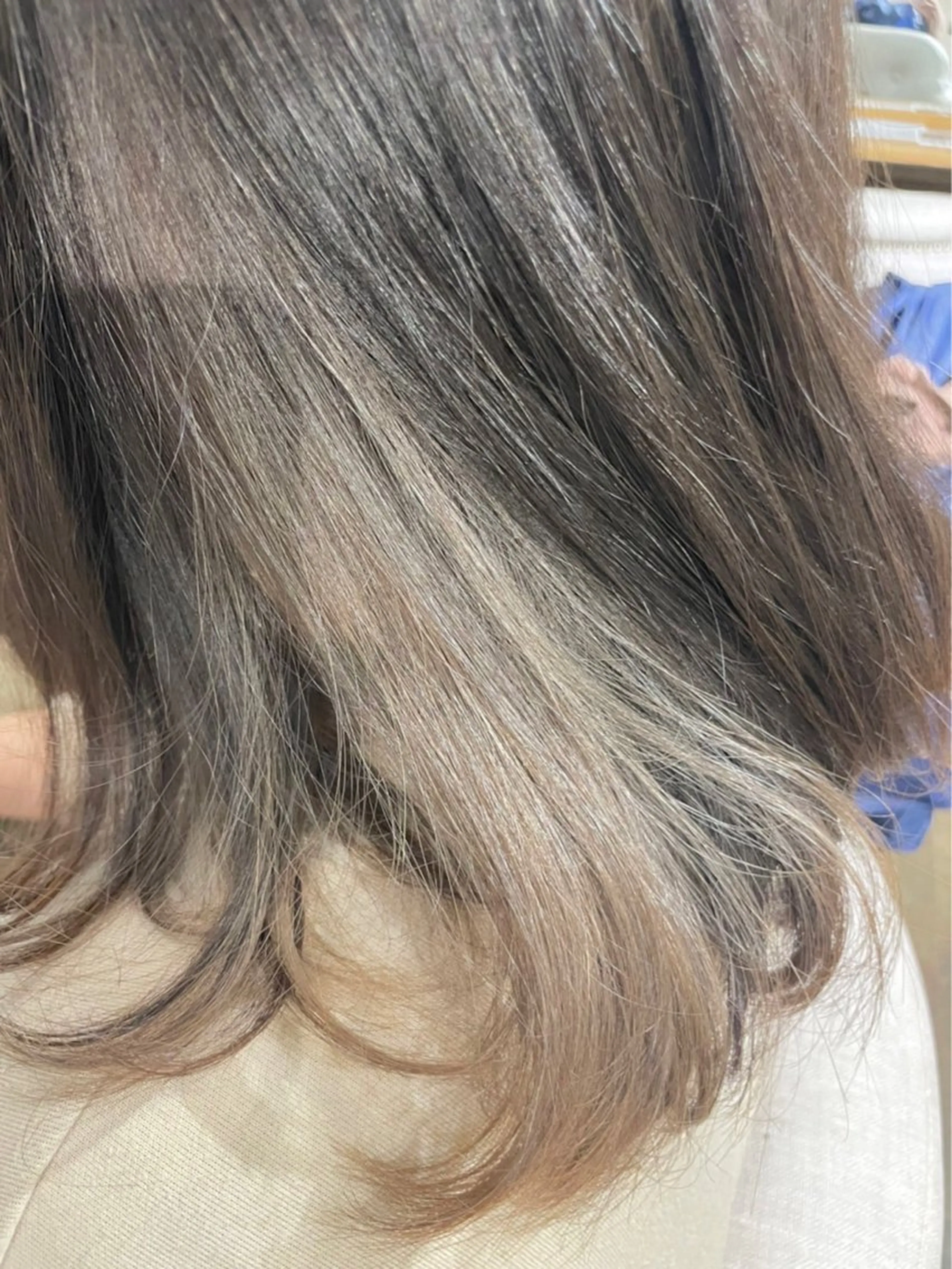 セミロング カラー カット ヘアカラー トリートメント HairRoom辻堂 Yuyama🕊のヘアスタイル