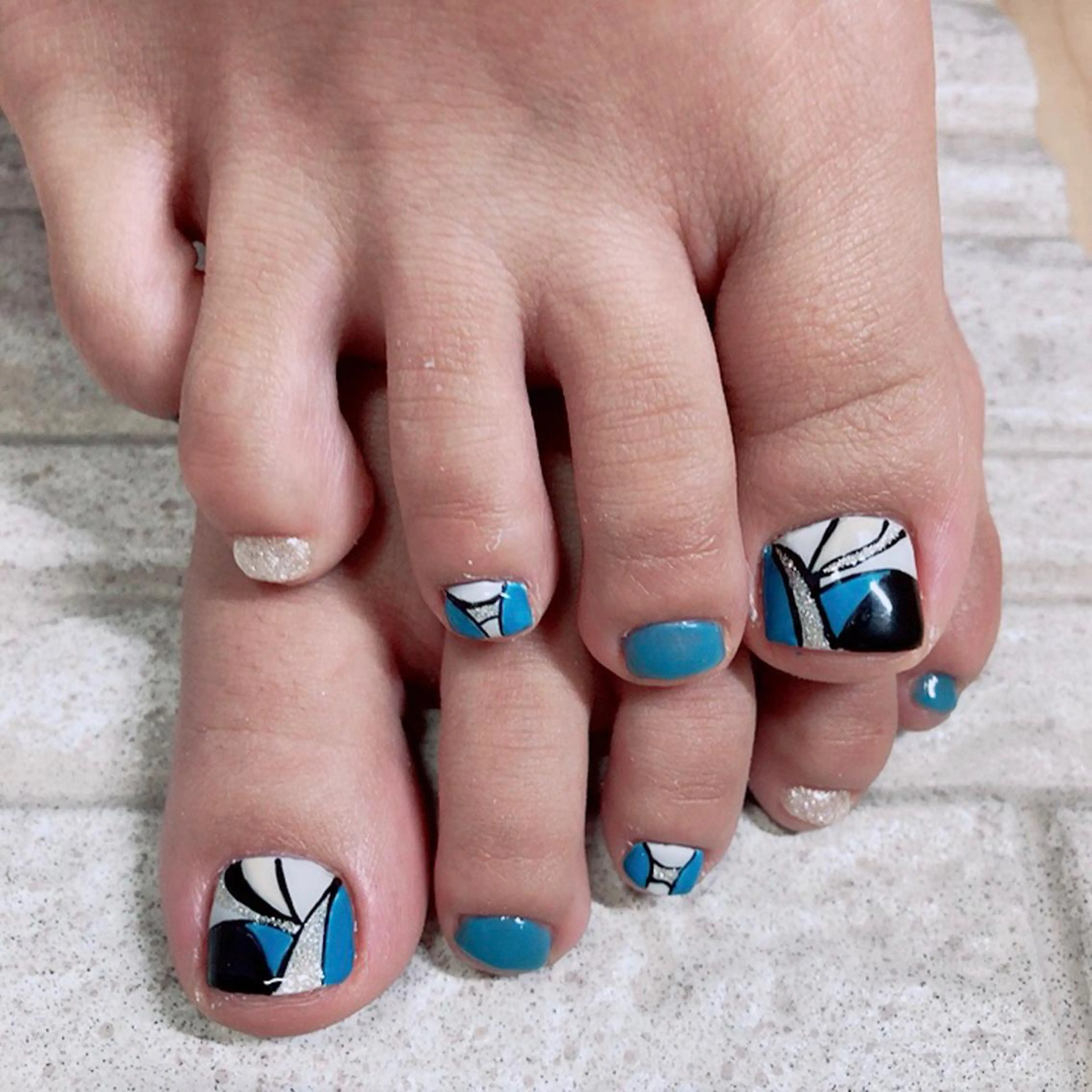 ネイル フットネイル 奥園 良恵のネイルデザイン