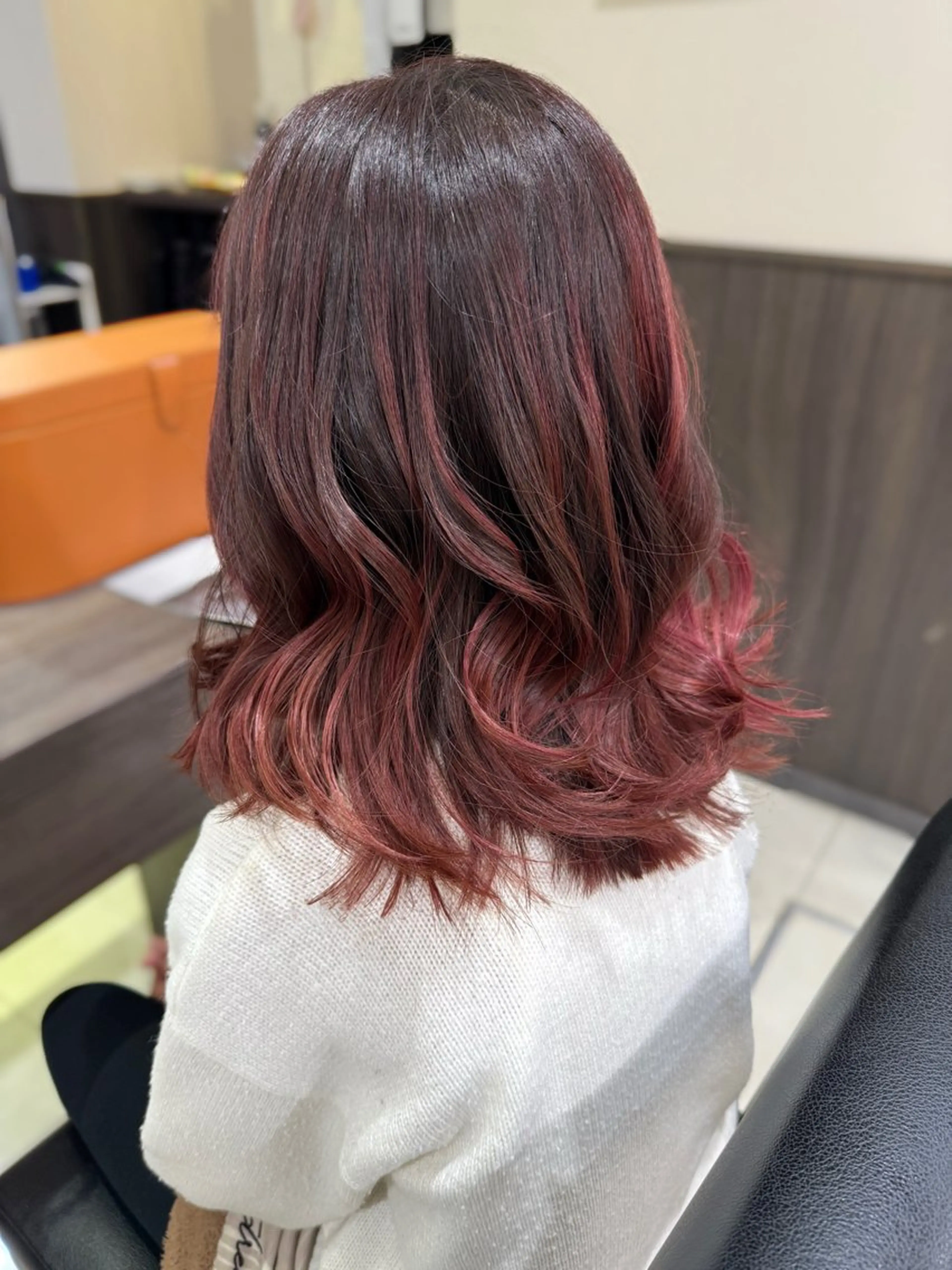 ミディアム 艶カラー/縮毛矯正/ ブリーチカラー/みなのヘアスタイル