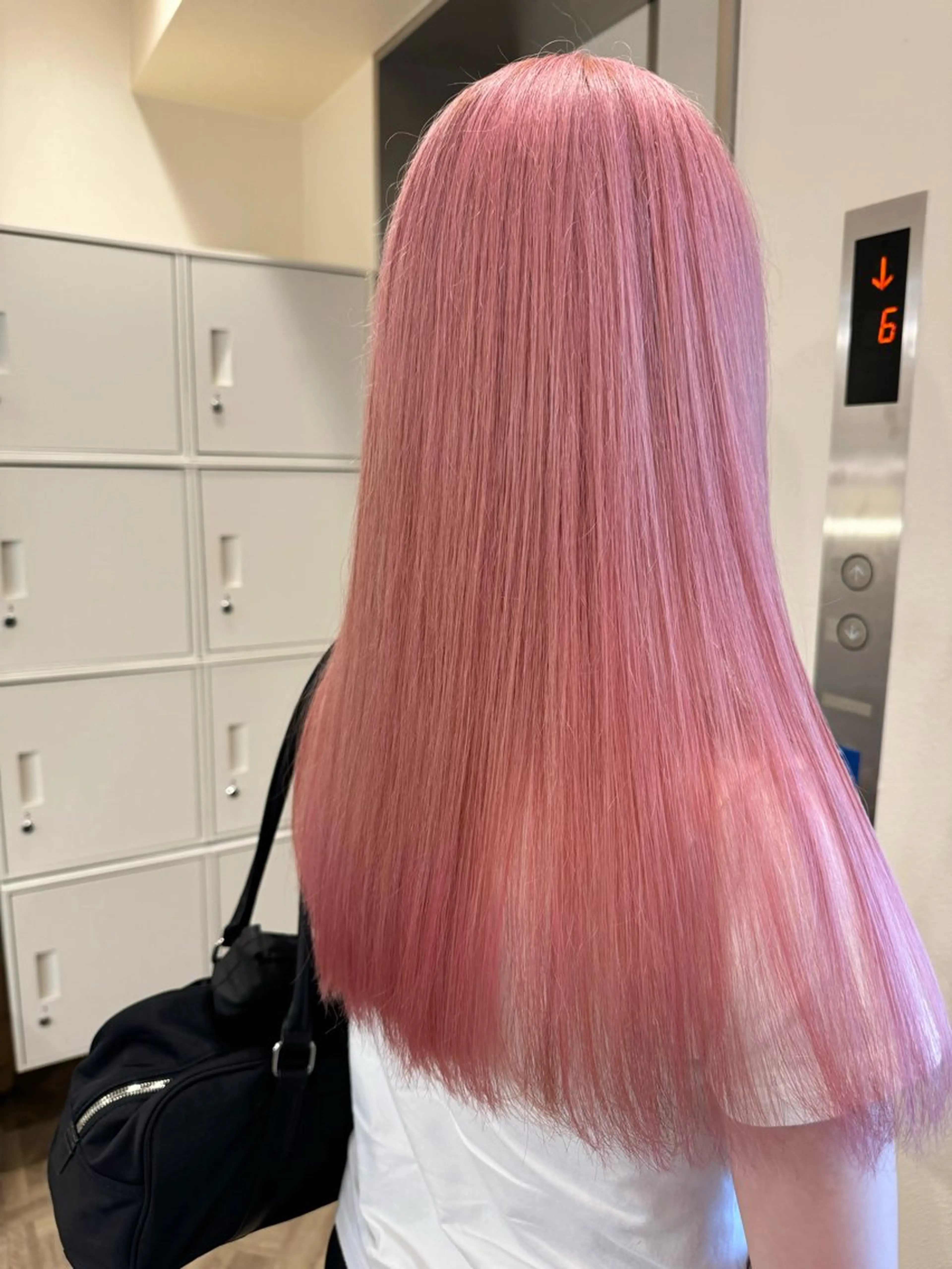 ロング カラー ブリーチ ヘアカラー トリートメント 矢場町/ダブルカラー /レイヤー/アリサのヘアスタイル