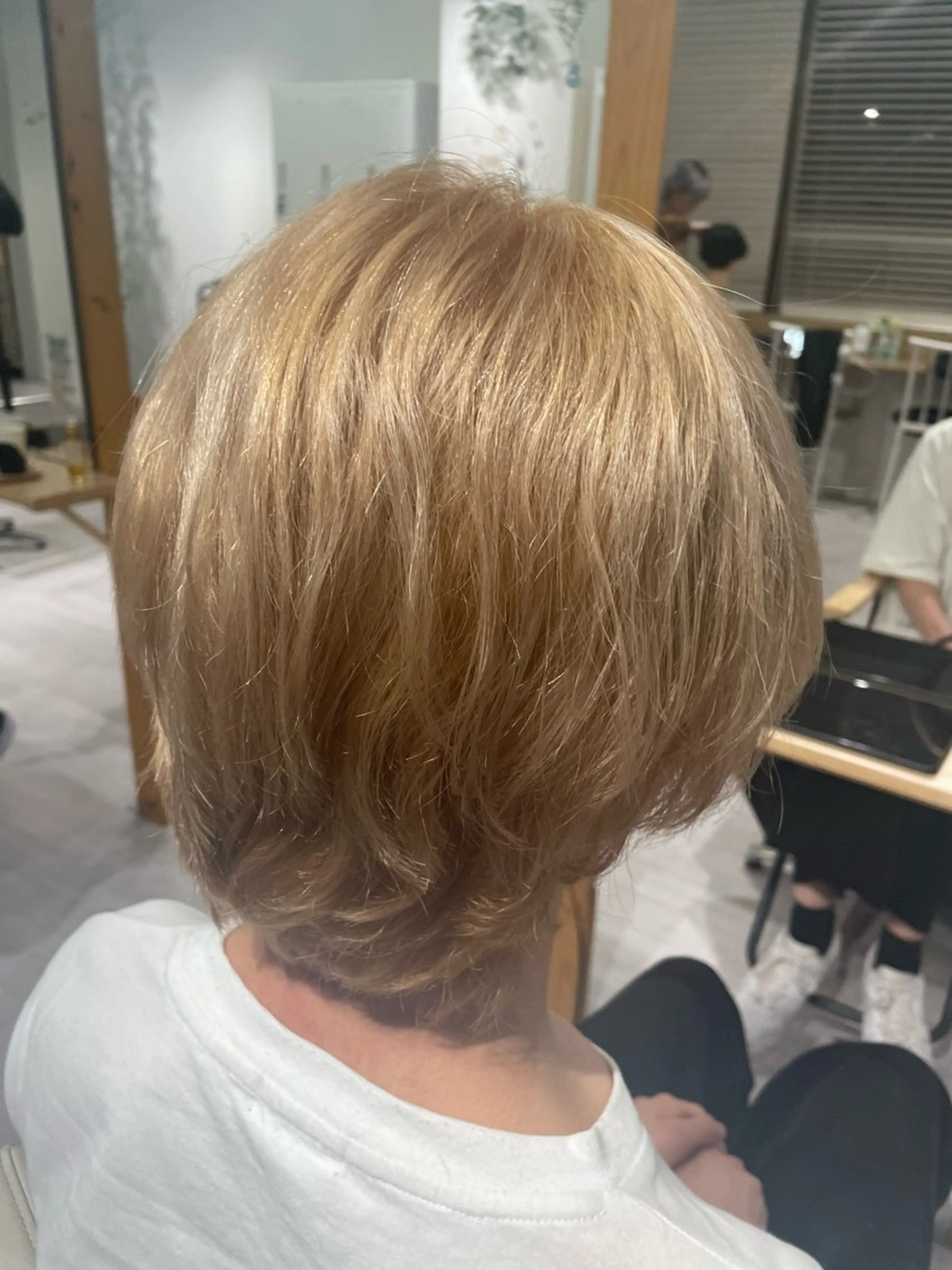 ショート カラー 透明感🫧ナチュラル 🍀りんたろうのヘアスタイル