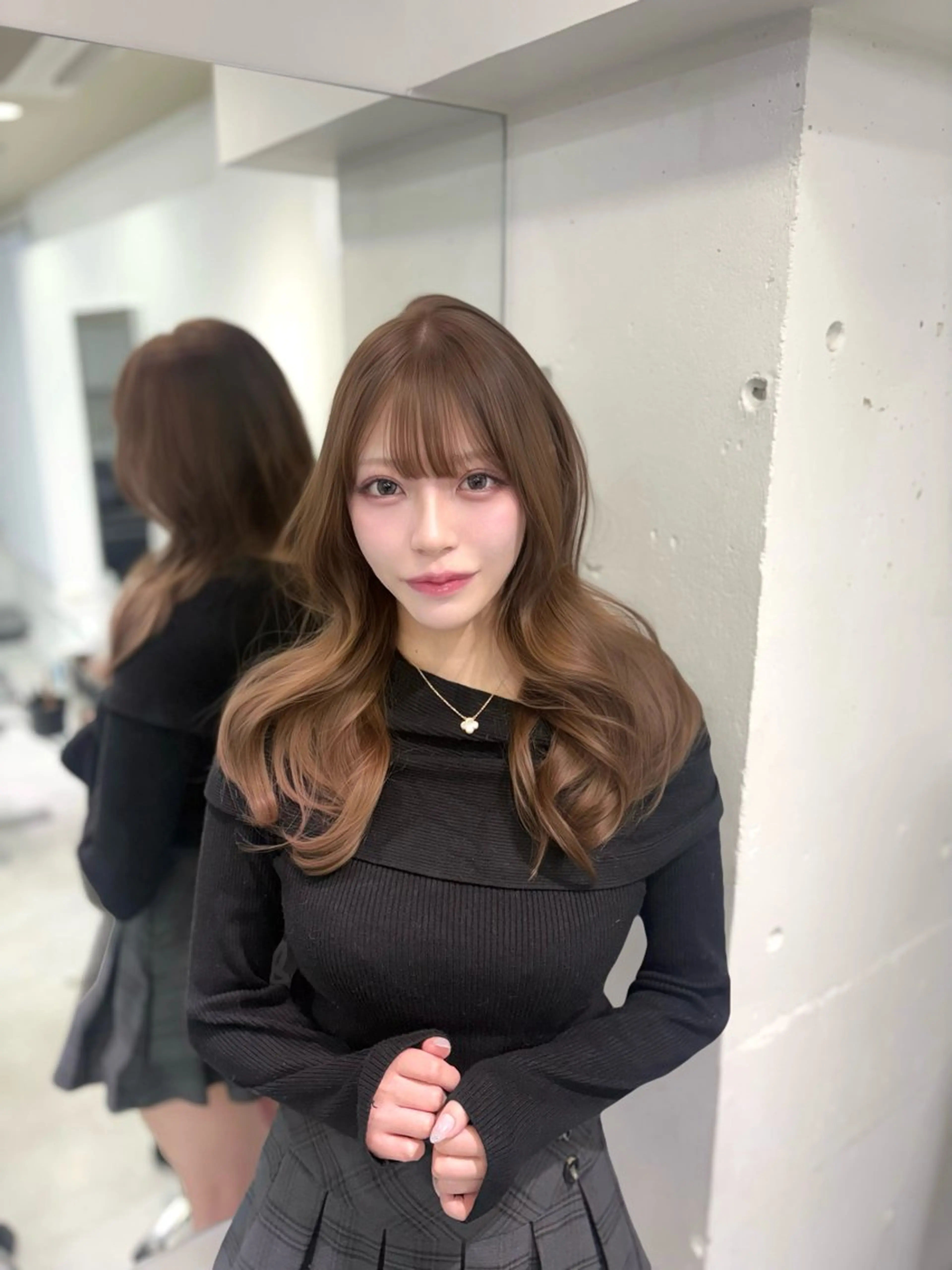 ロング ヘアカラー トリートメント ATRA所属・ワンホン級艶髪 🤍𝑀𝐼𝐻𝑂のヘアスタイル