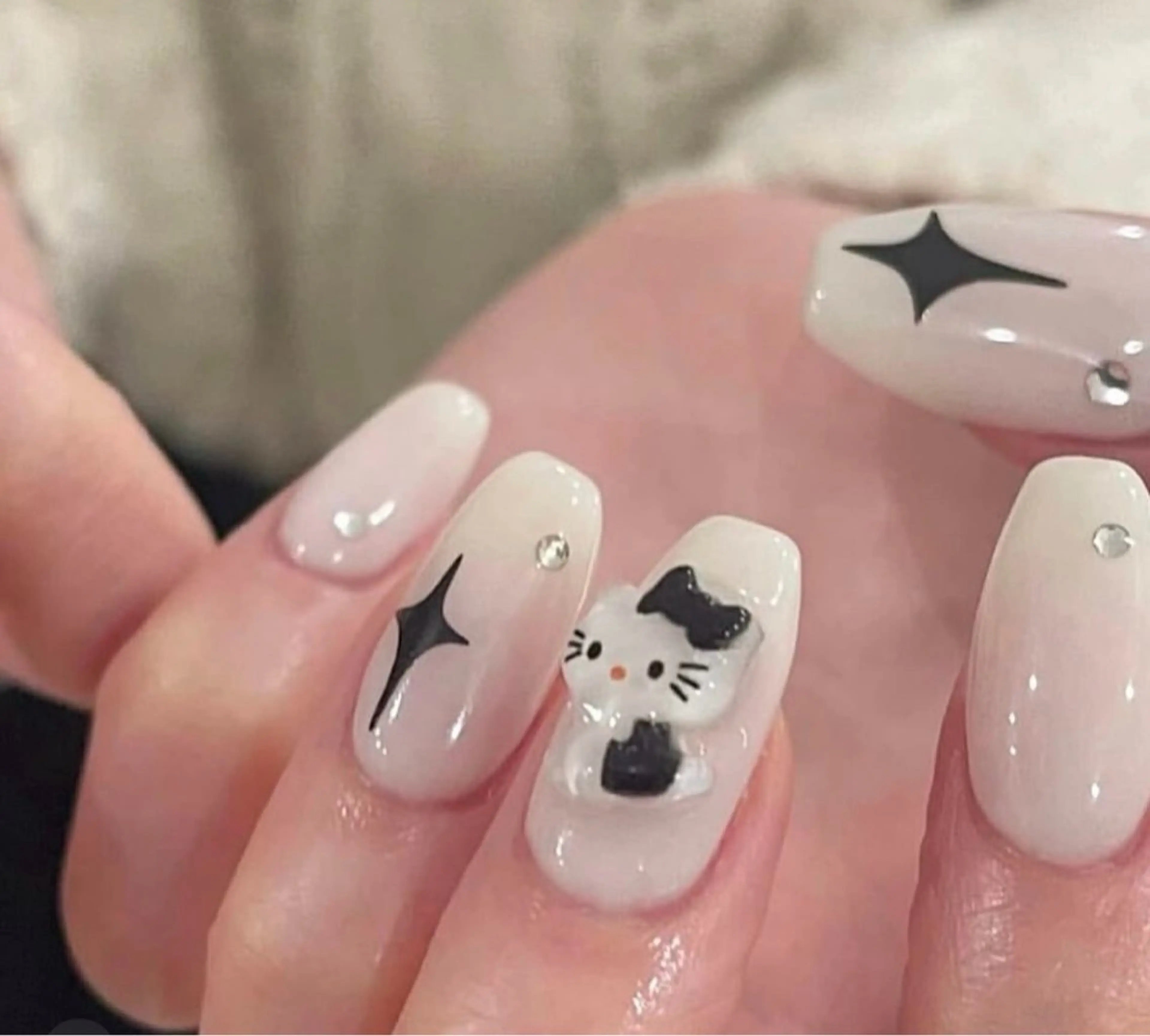 ネイル HONAMI Hのネイルデザイン