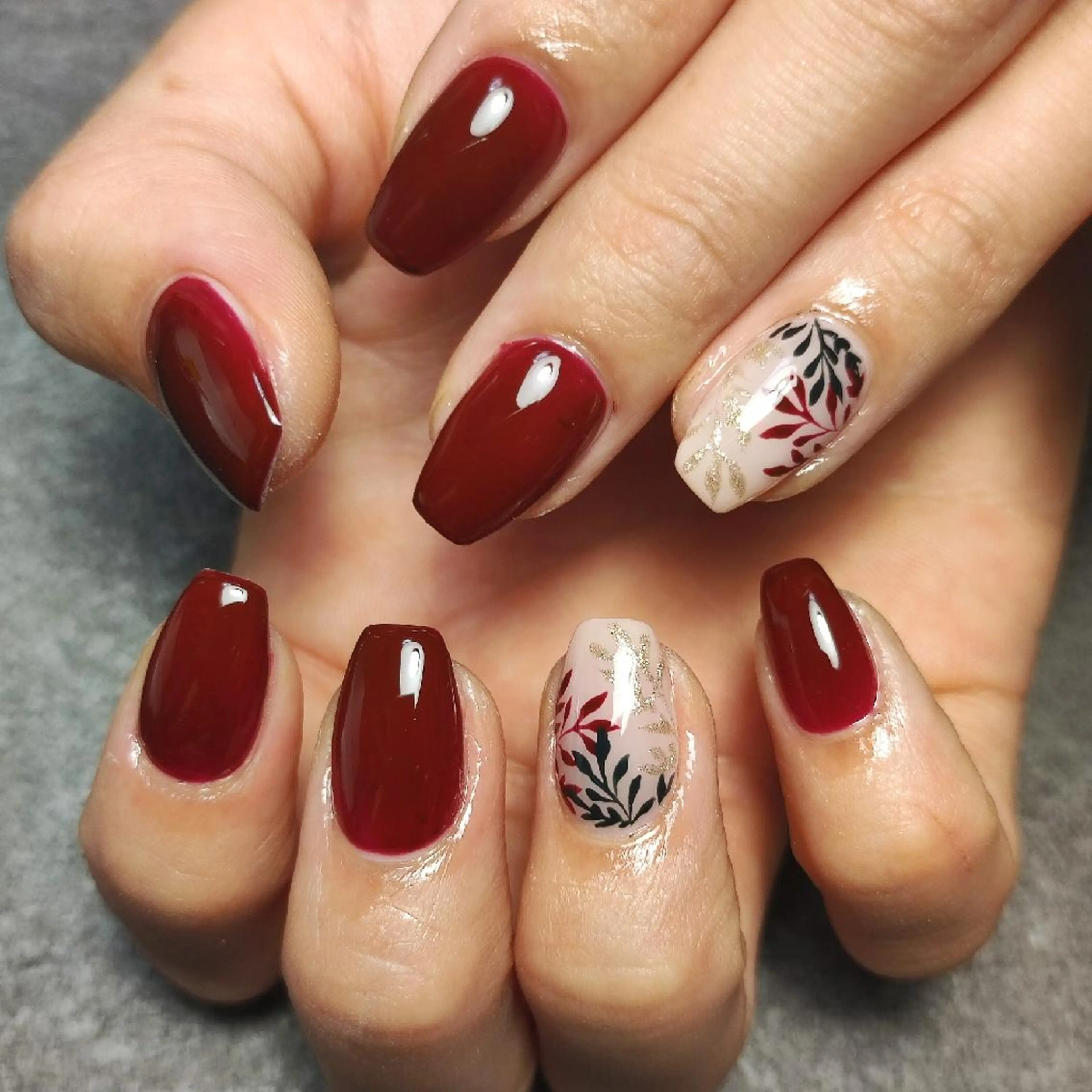 ネイル アートネイル ボルドー 冬ネイル クリスマス 個人サロン saltnailのネイルデザイン