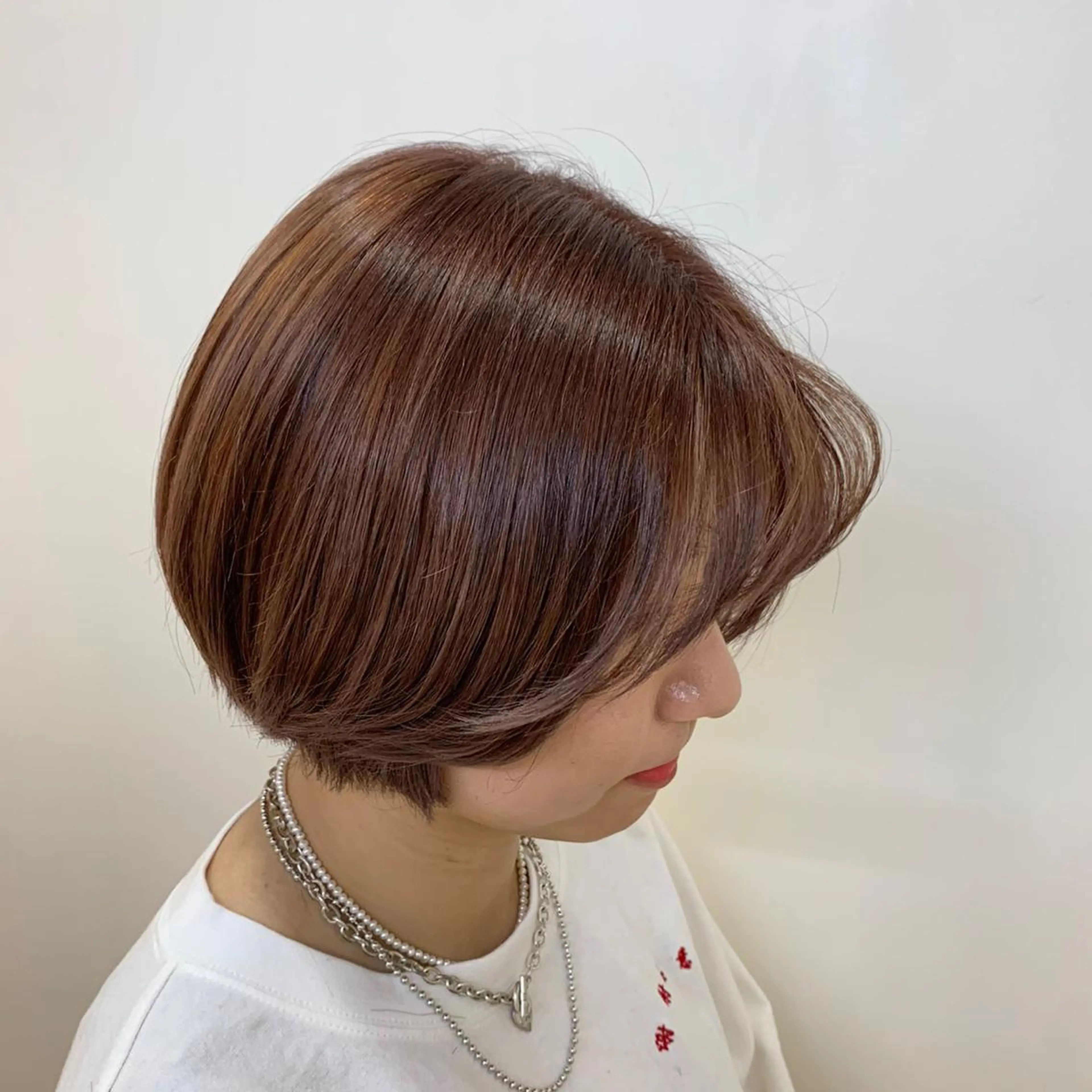 ショート カラー 小濵 美月のヘアスタイル