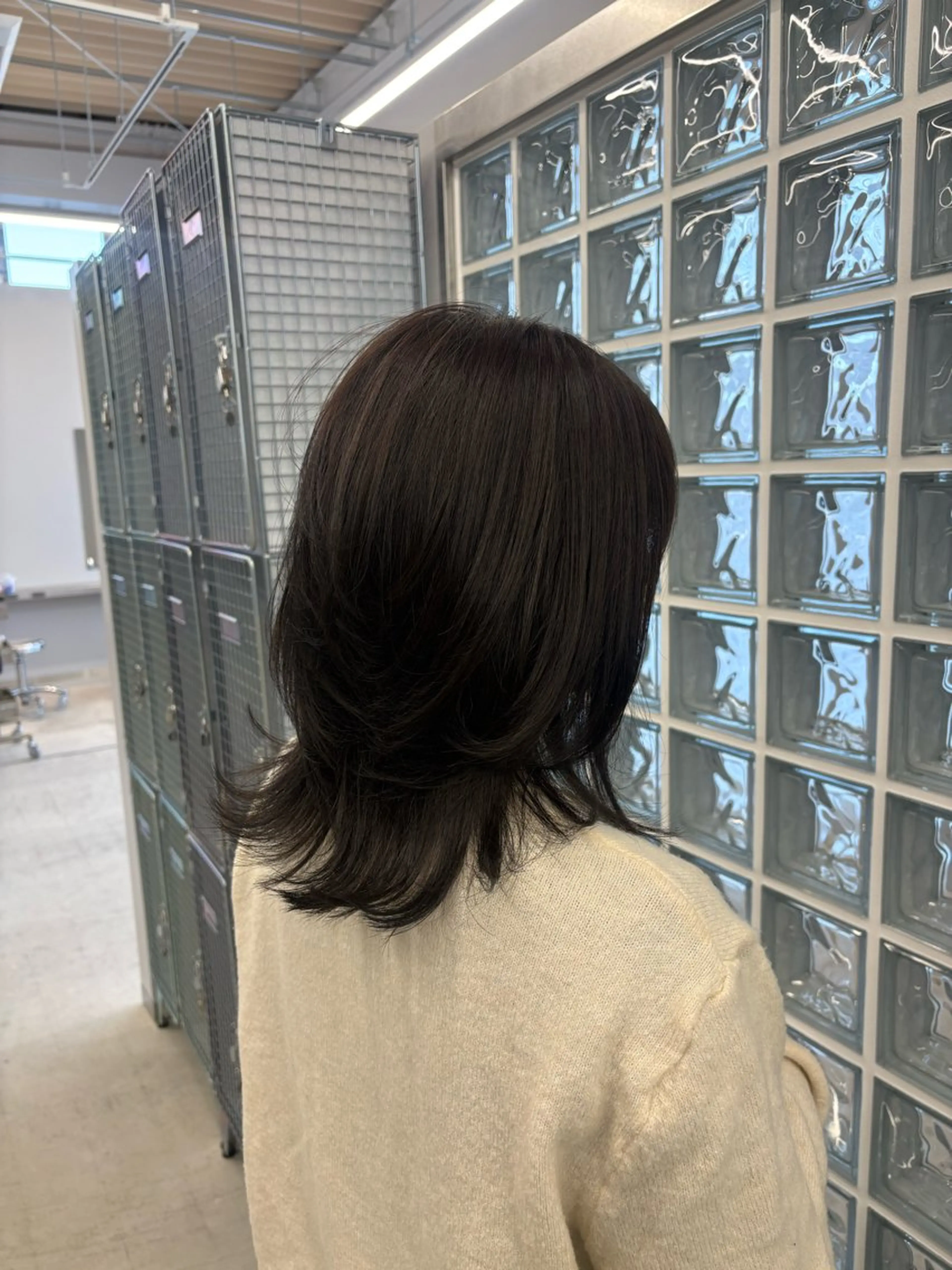 ミディアム ハッシュカット ウルフカット カット CEJA所属・渡部 心柚のヘアスタイル