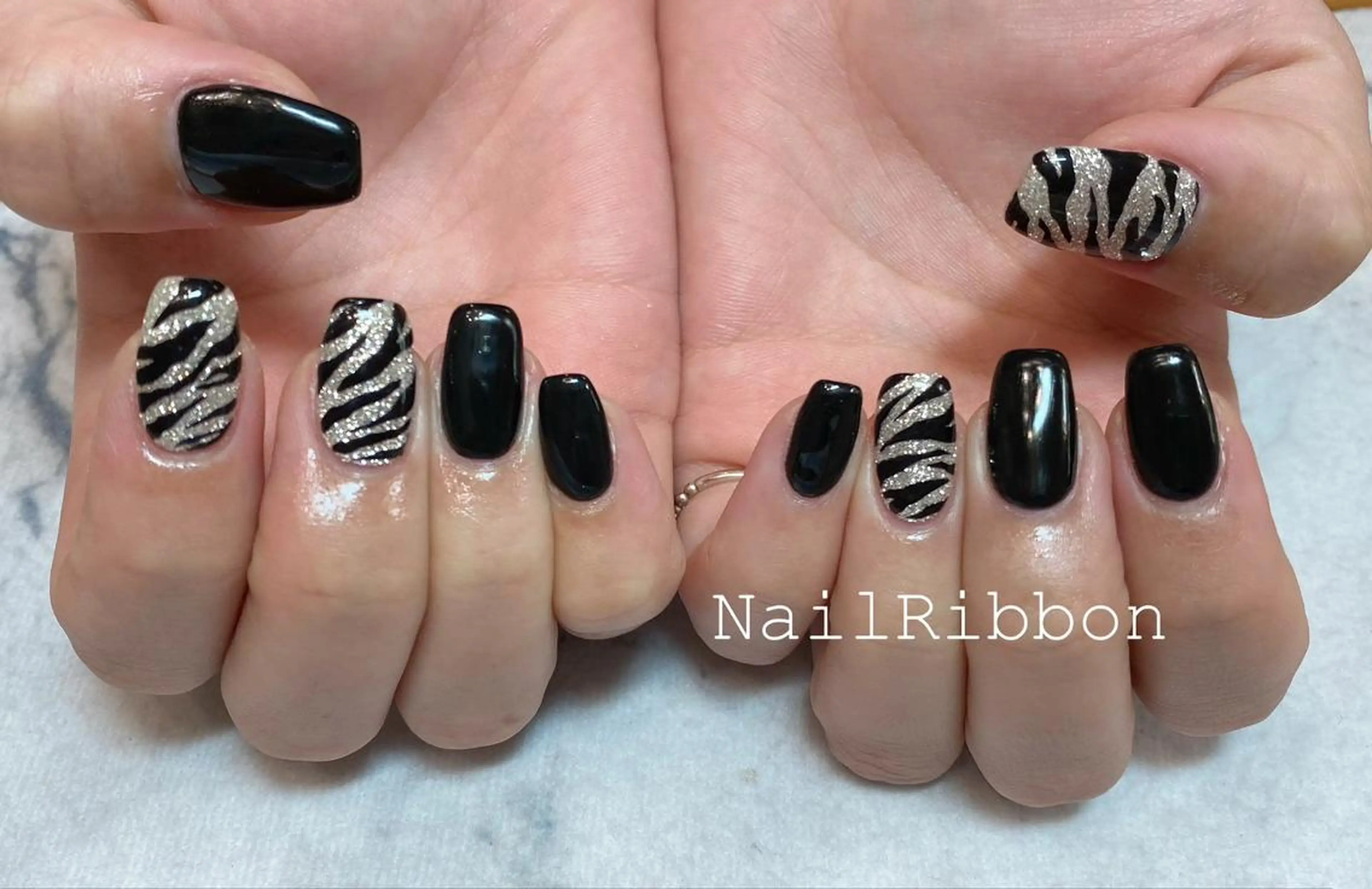 ネイル SWAMP nails所属・🎀ネイルサロン RIRI🎀のネイルデザイン