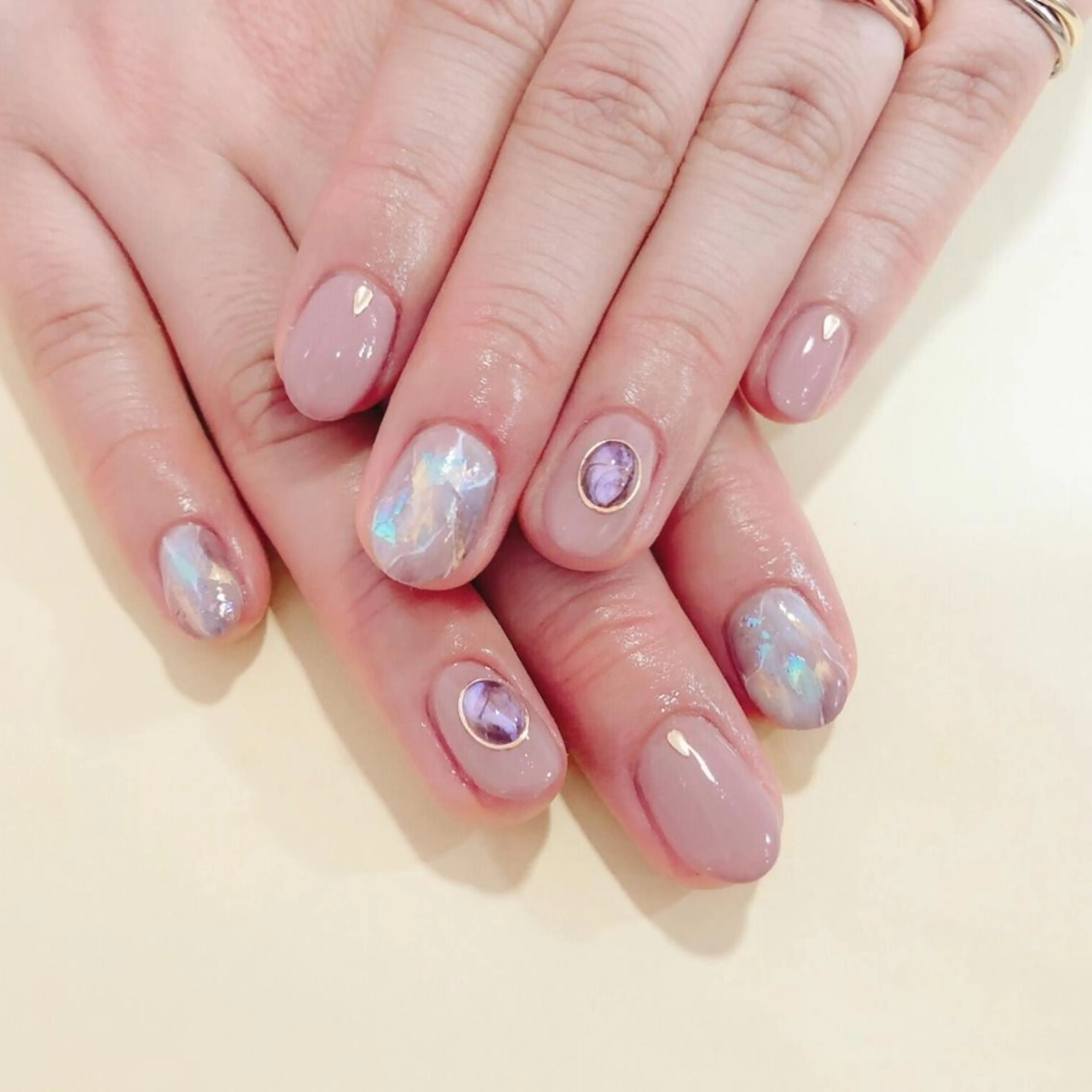 ネイル ニュアンスネイル liddell Usamiのネイルデザイン