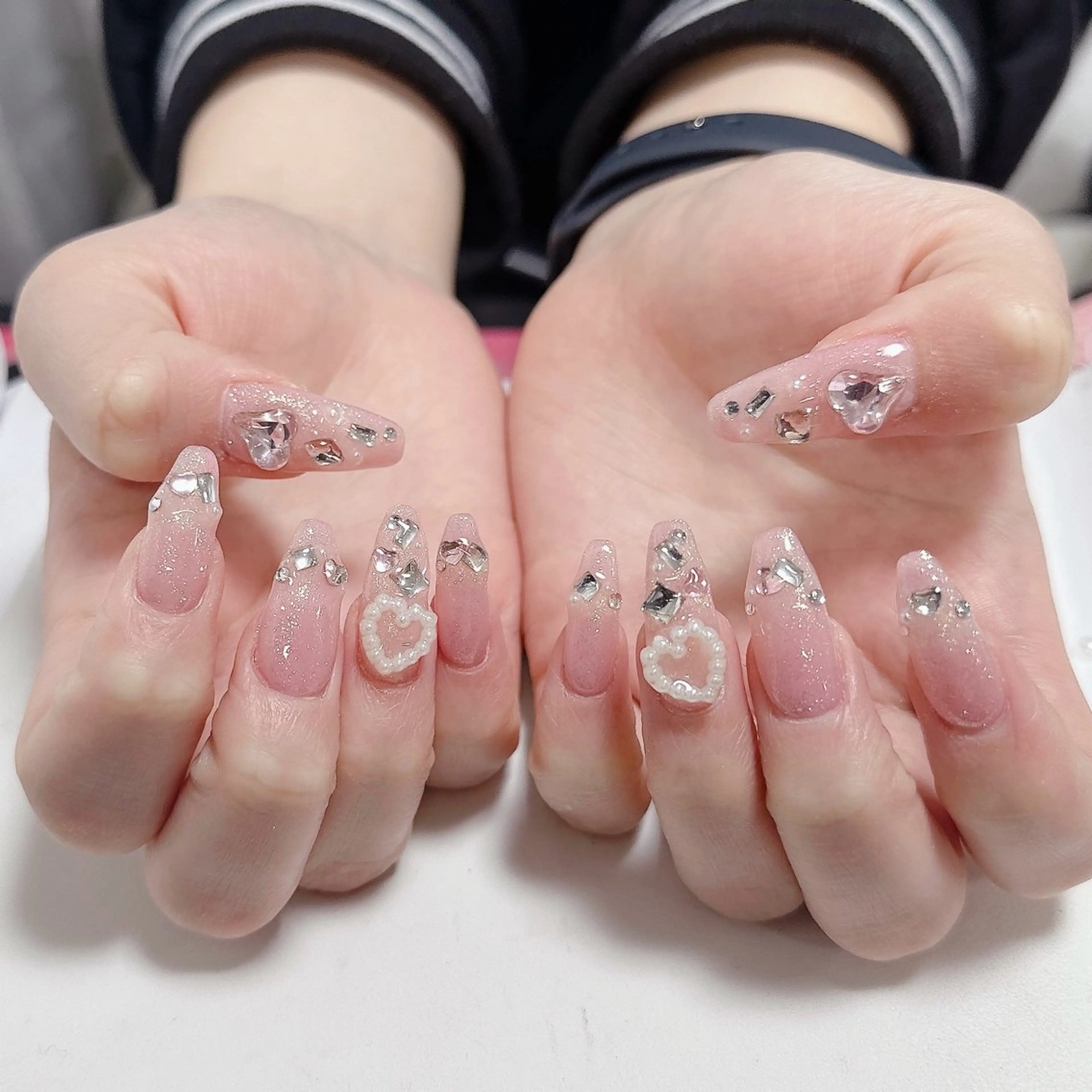 ネイル Hana  NAIL所属・新宿YISInail スカルプ専門店のネイルデザイン