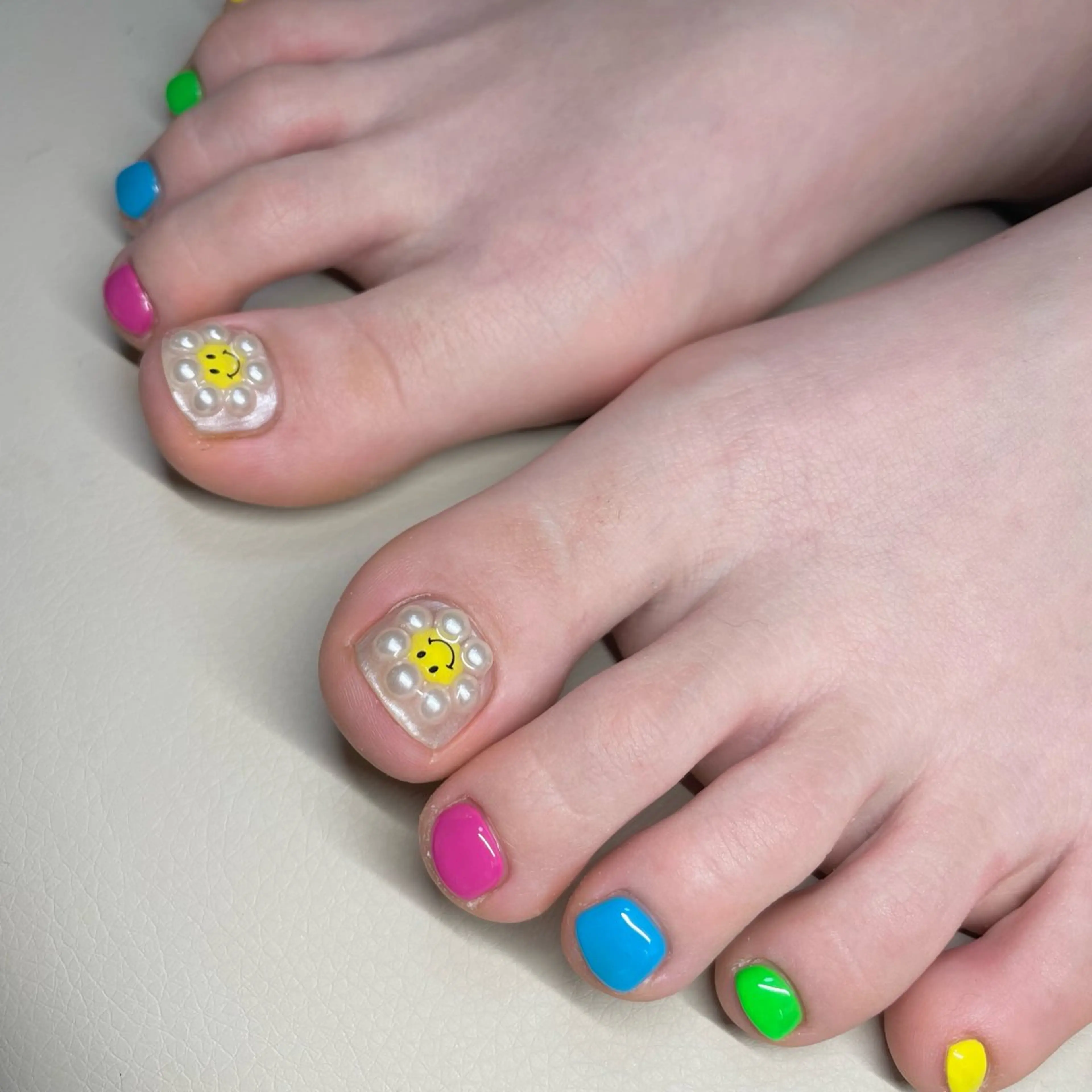 ネイル Nail Blue512所属・Nailist MINORIのネイルデザイン