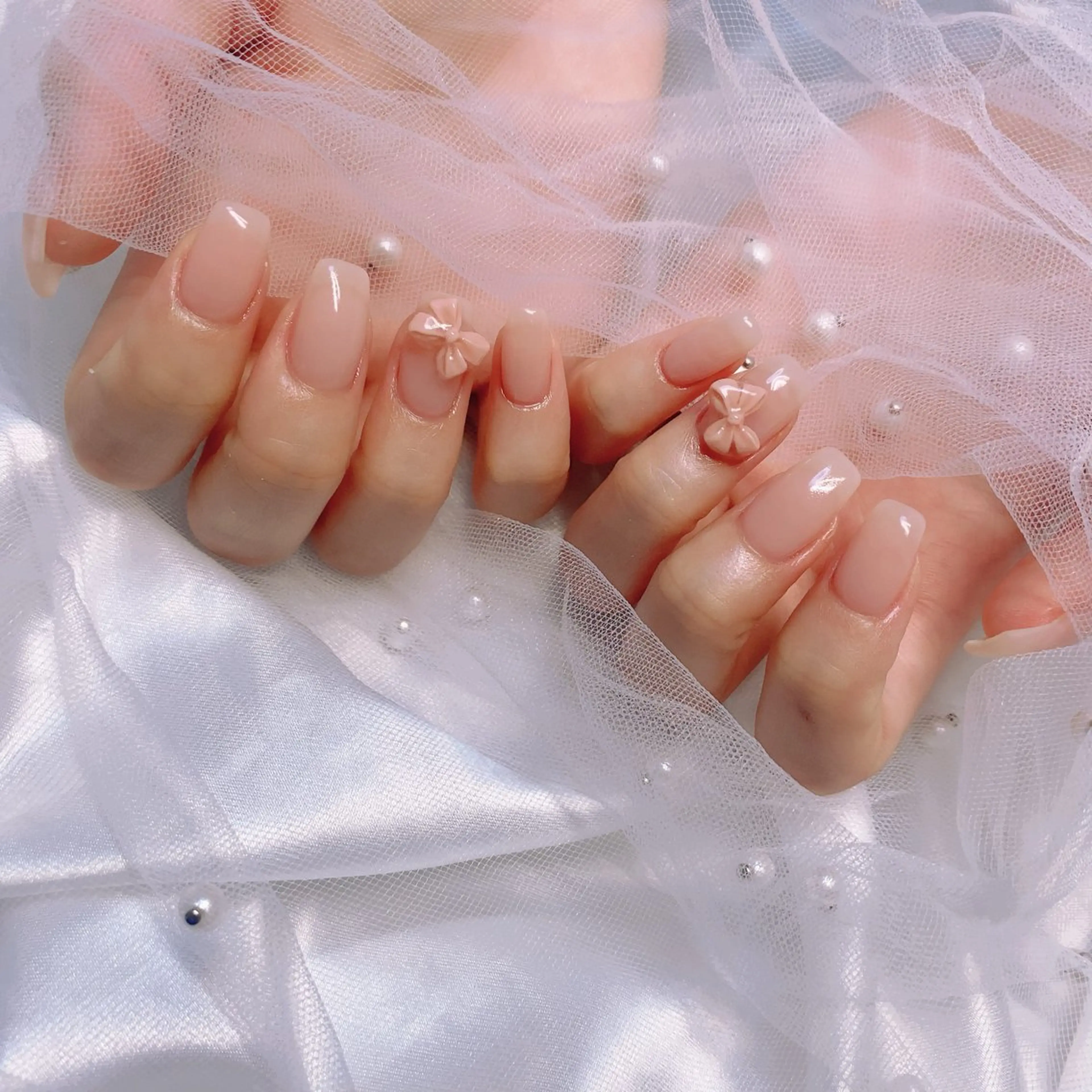 ネイル オーロラネイル フレンチネイル グラデーション キラキラネイル 韓国ネイル ハンドネイル Lance nailのネイルデザイン