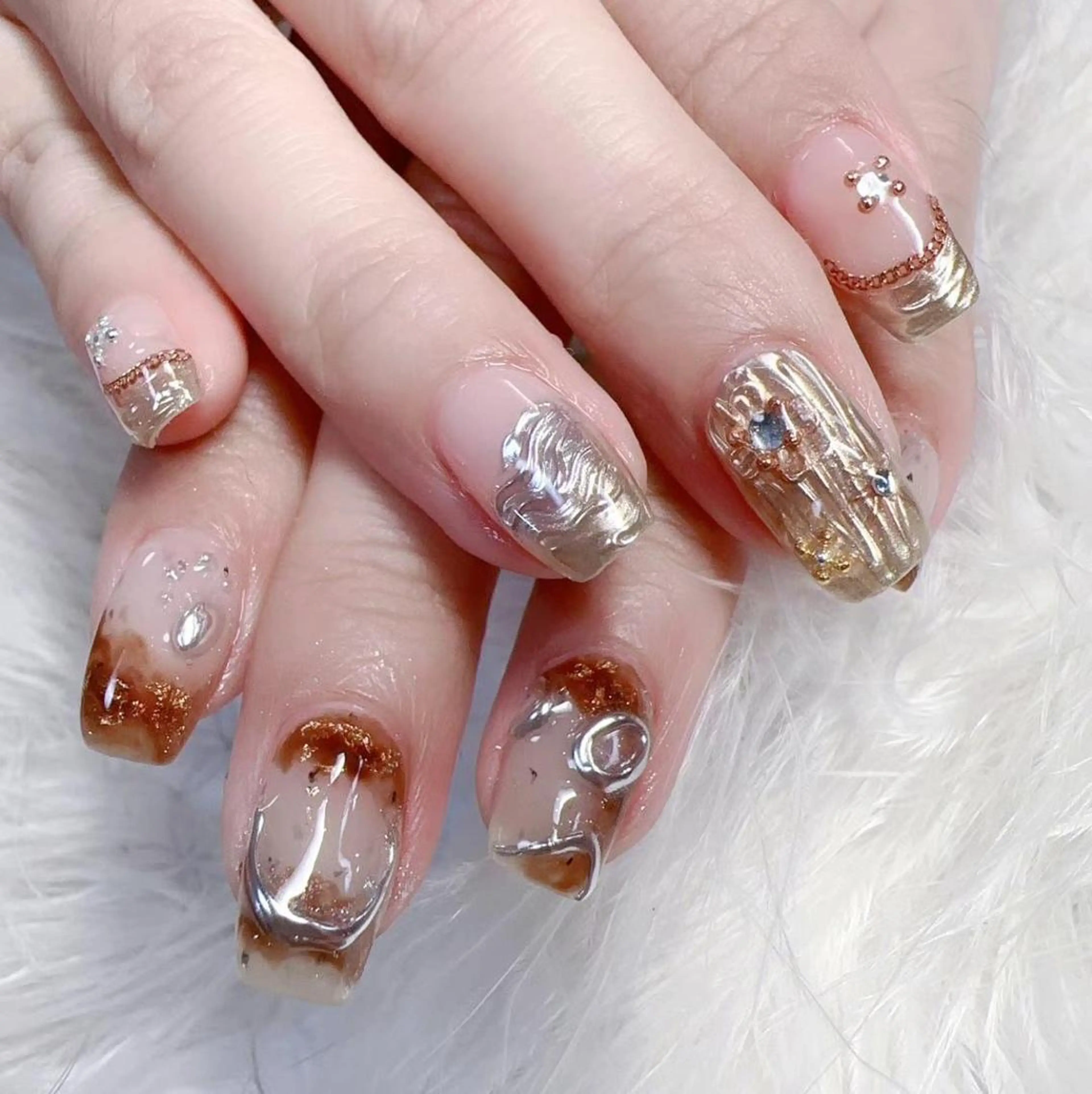 ネイル JOJOネイル所属・JOJO ネイルのネイルデザイン