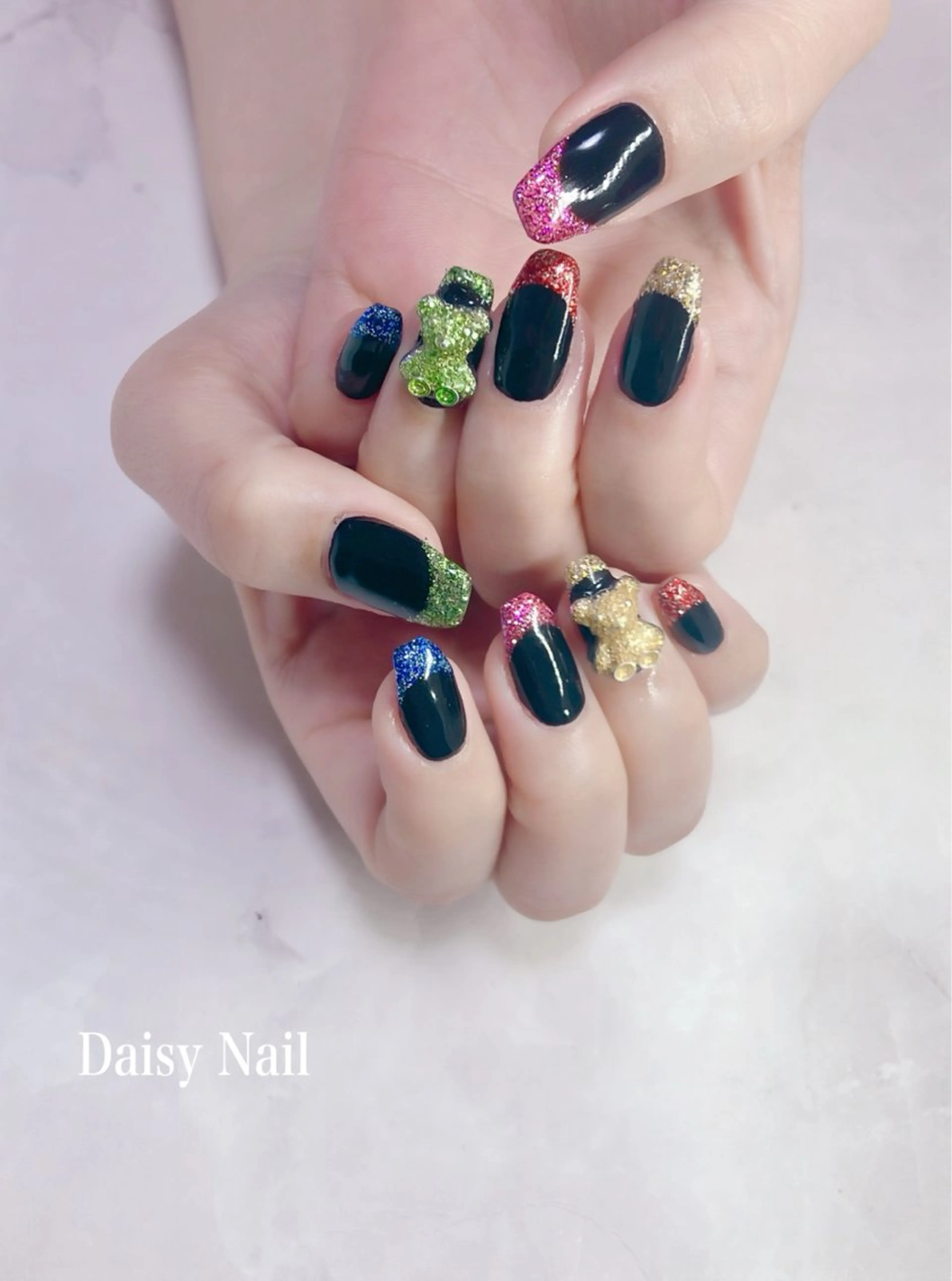 ネイル Daisy Nail所属・Daisy Nailのネイルデザイン