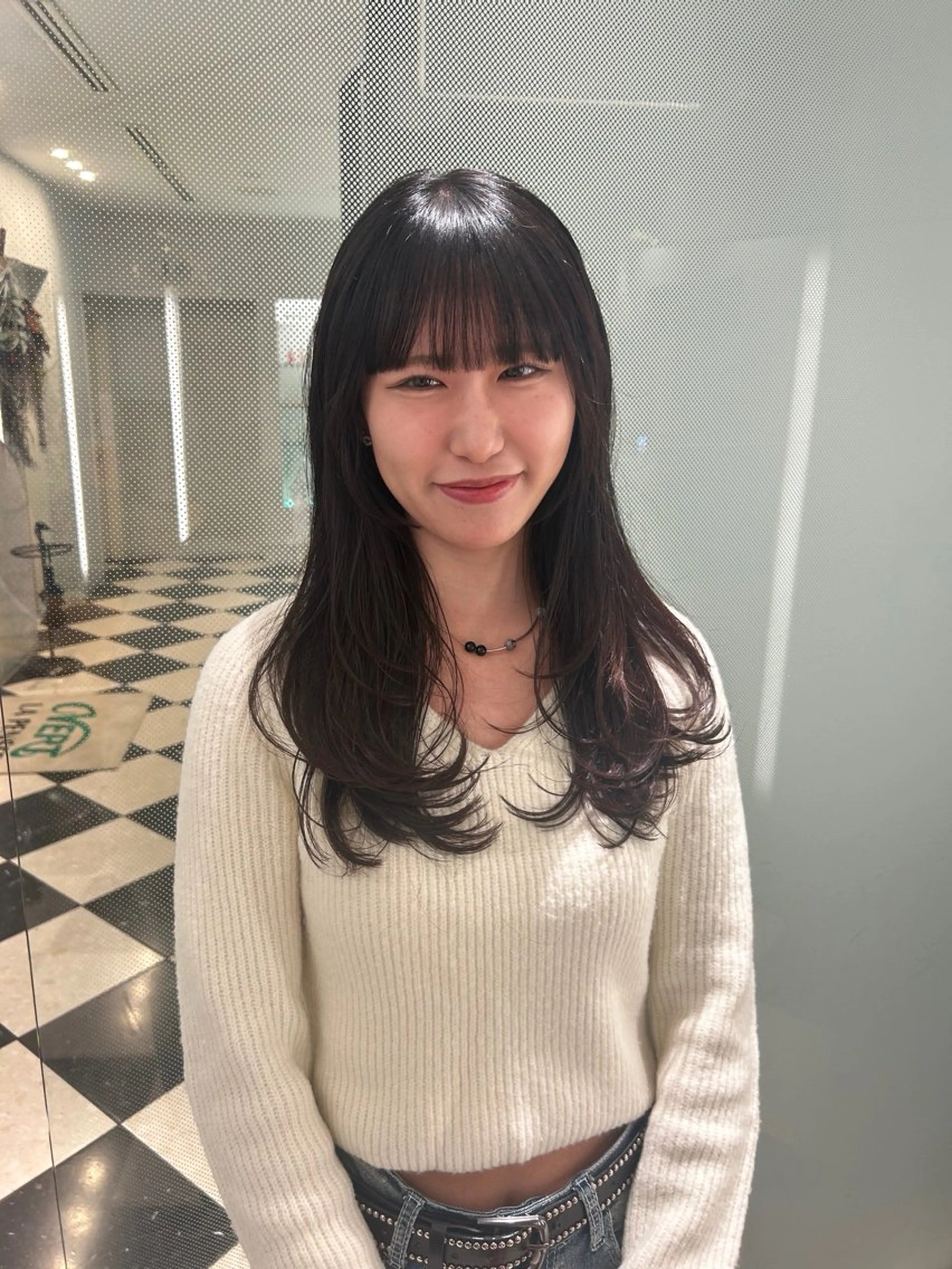 セミロング 大谷美佳/レイヤー カット/ツヤ髪のヘアスタイル
