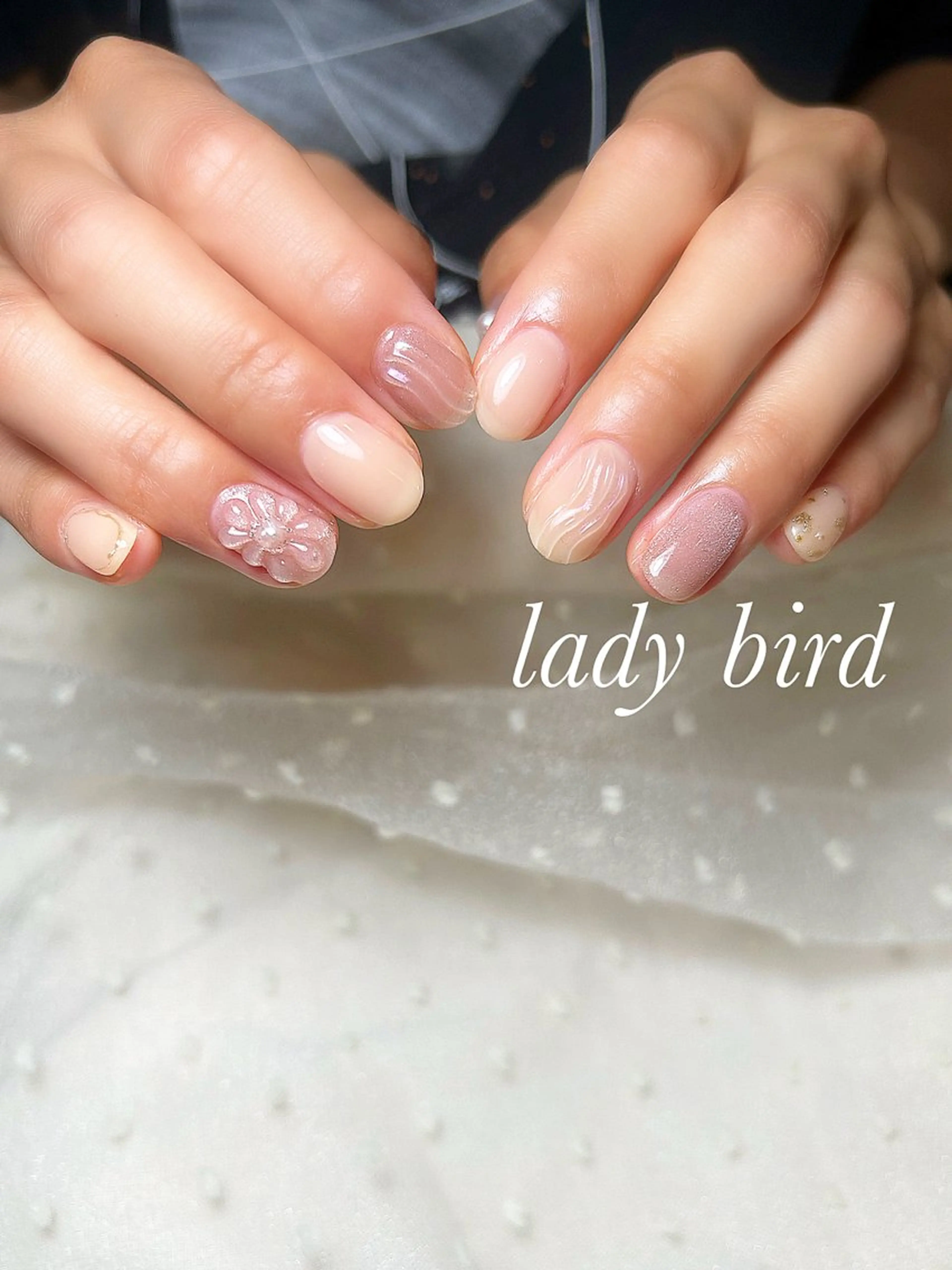 ネイル ぷっくりネイル lady bird yoshieのネイルデザイン