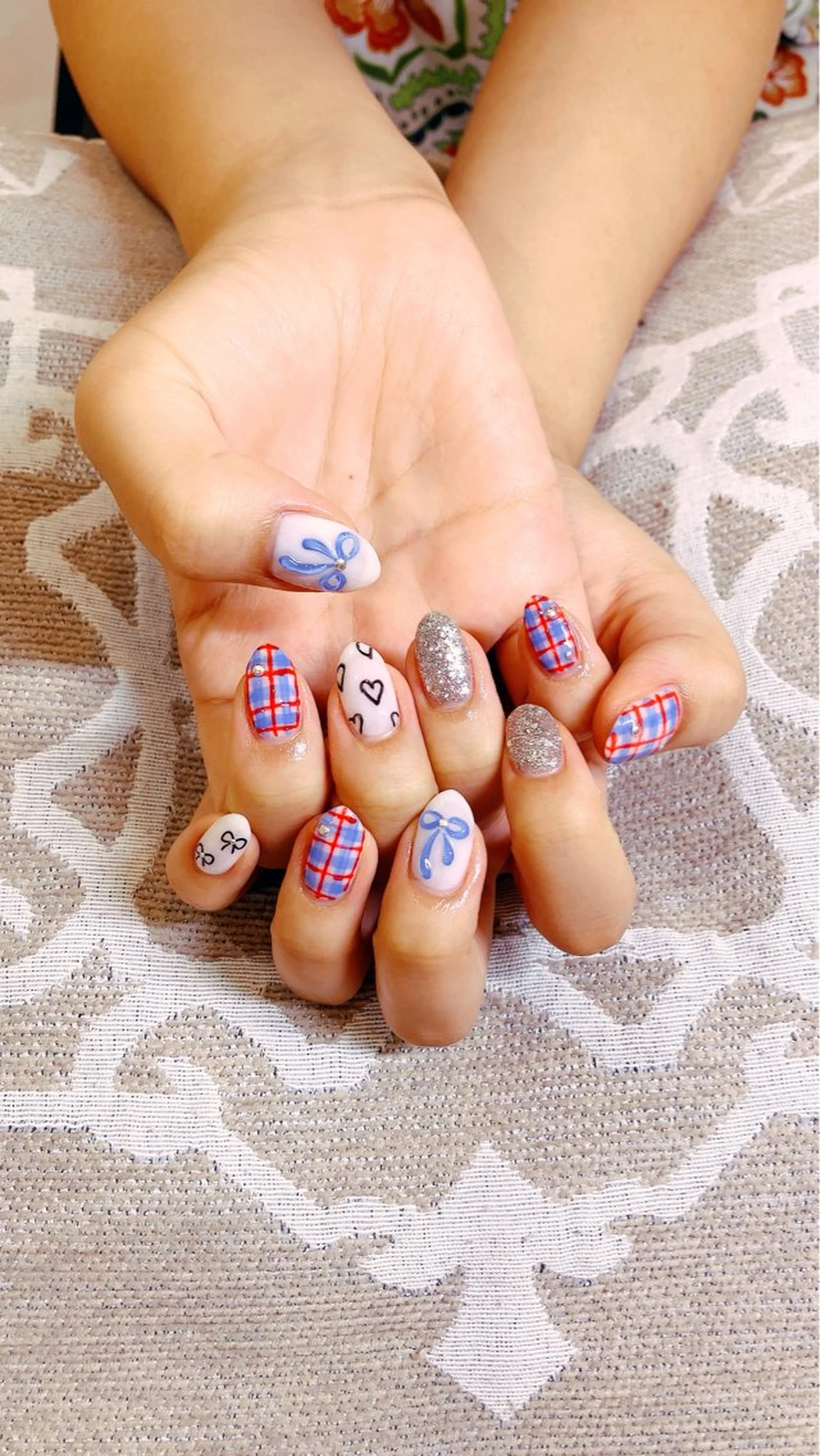 ネイル 🍒当日もOK🍒 𝑳𝑼𝑵𝑨花井のネイルデザイン