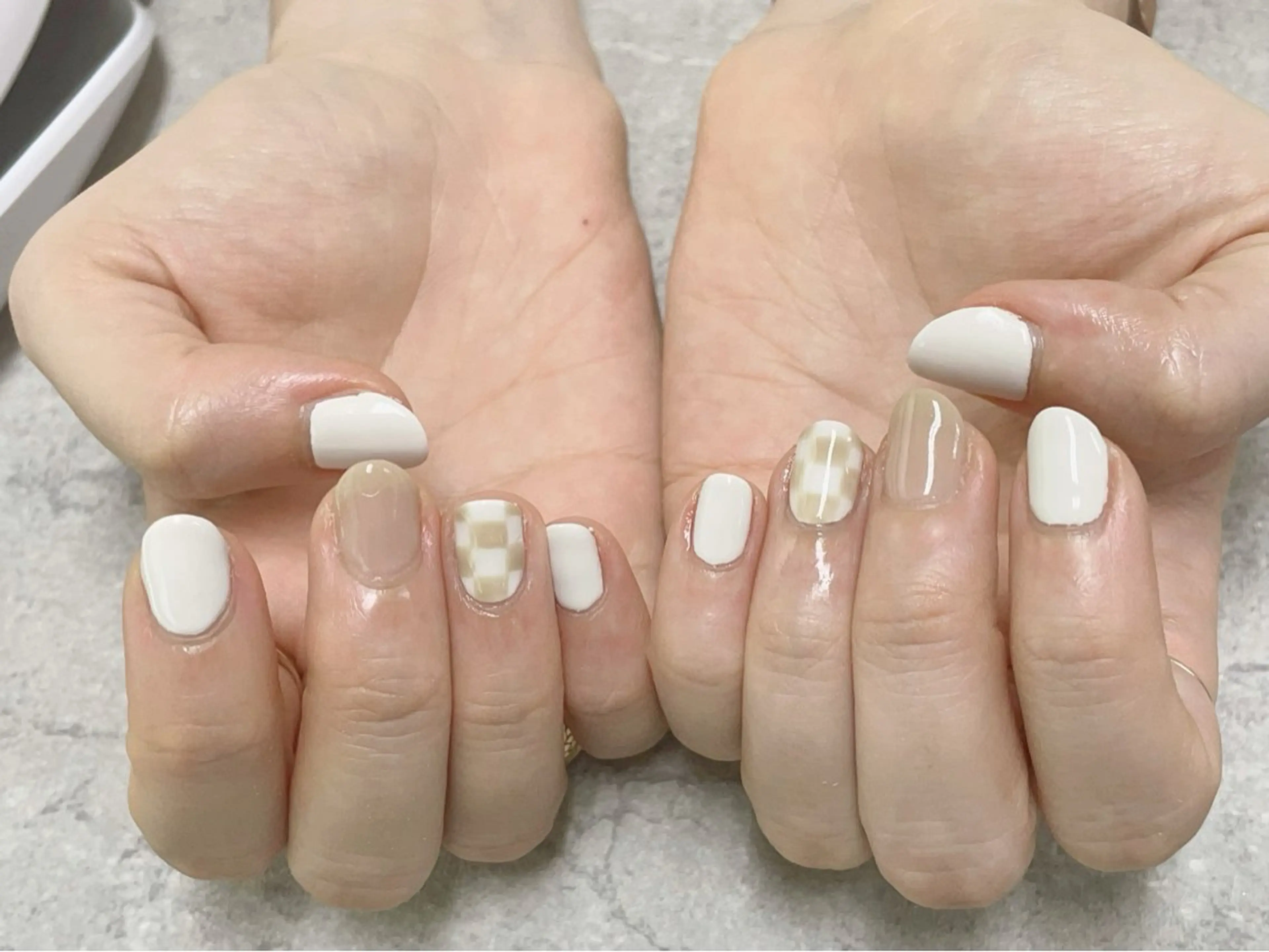 ネイル 持ち込み ストーンネイル clear yayoiのネイルデザイン