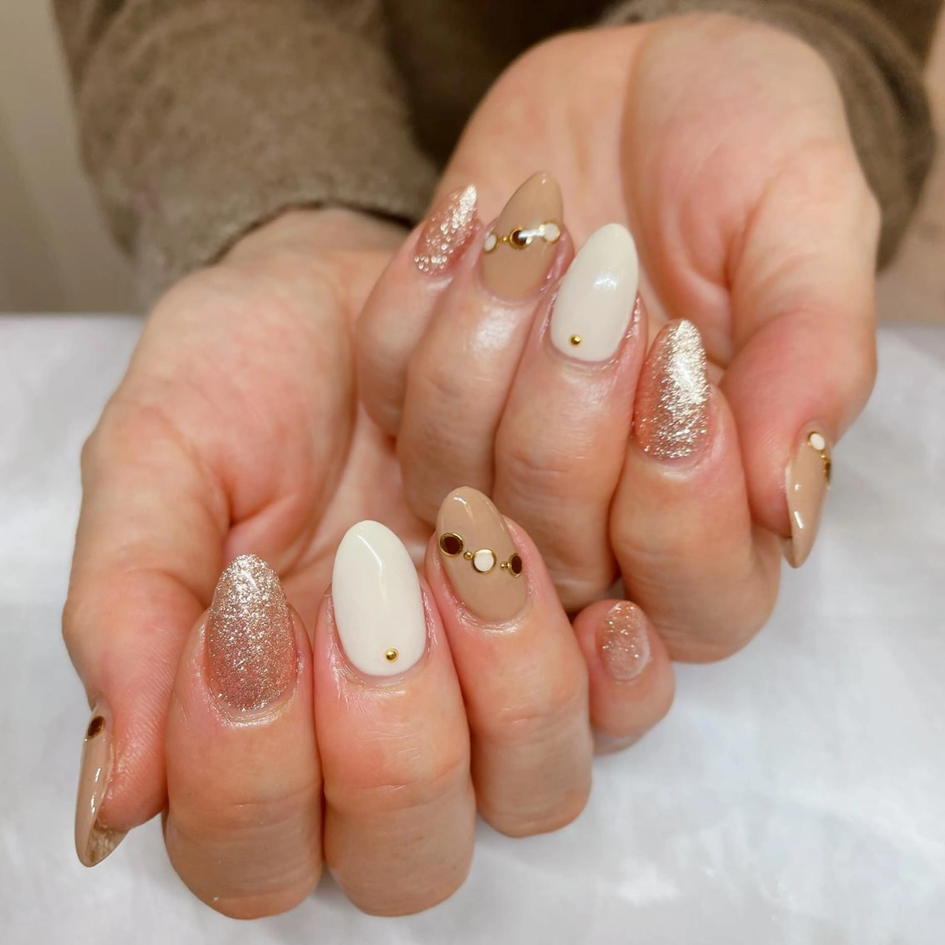 ミディアム ハンドネイル WELINA nail salonのエステ・リラクイメージ
