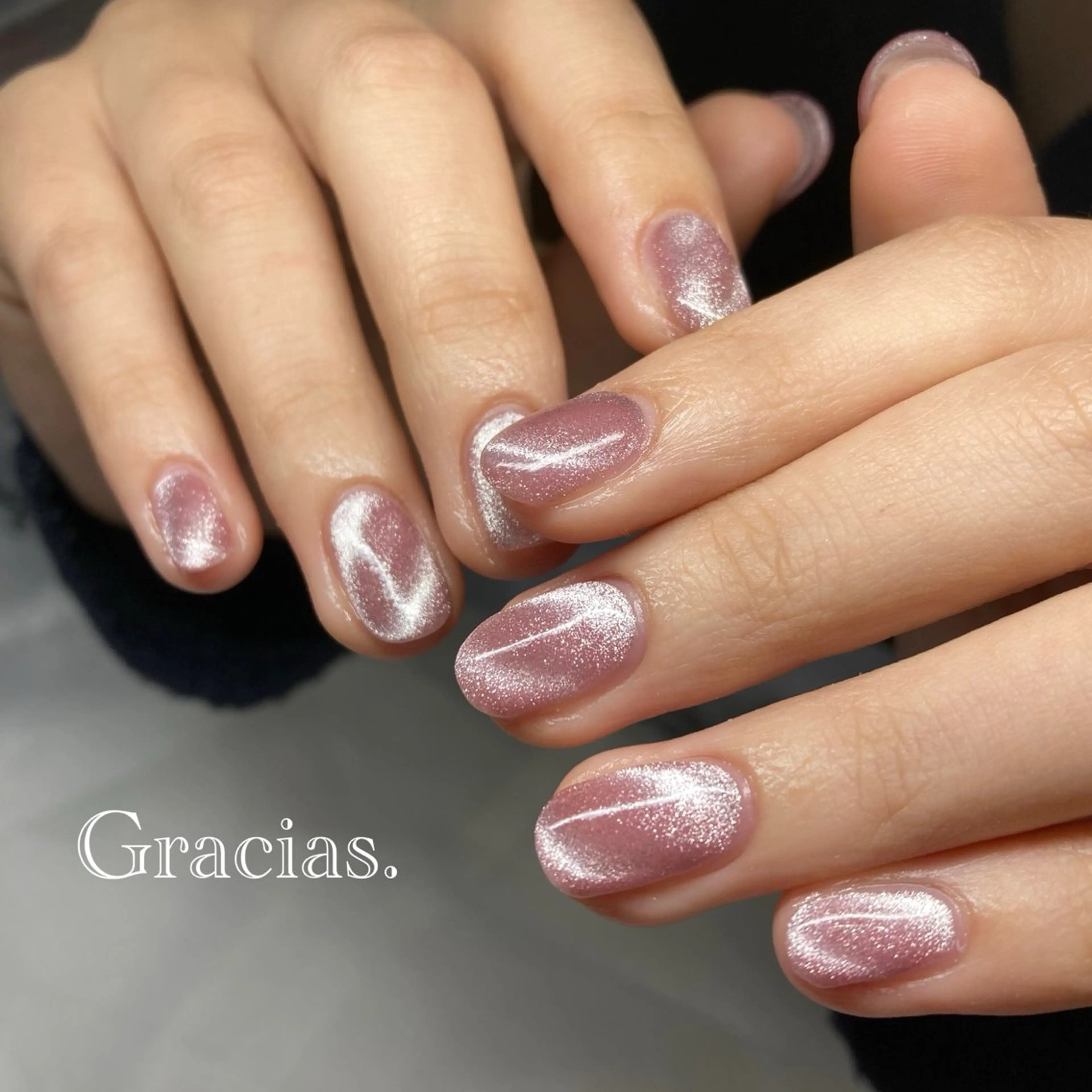 ネイル アートネイル マグネットネイル ワンカラーネイル 夏ネイル ハンドネイル Gracias. rieのネイルデザイン