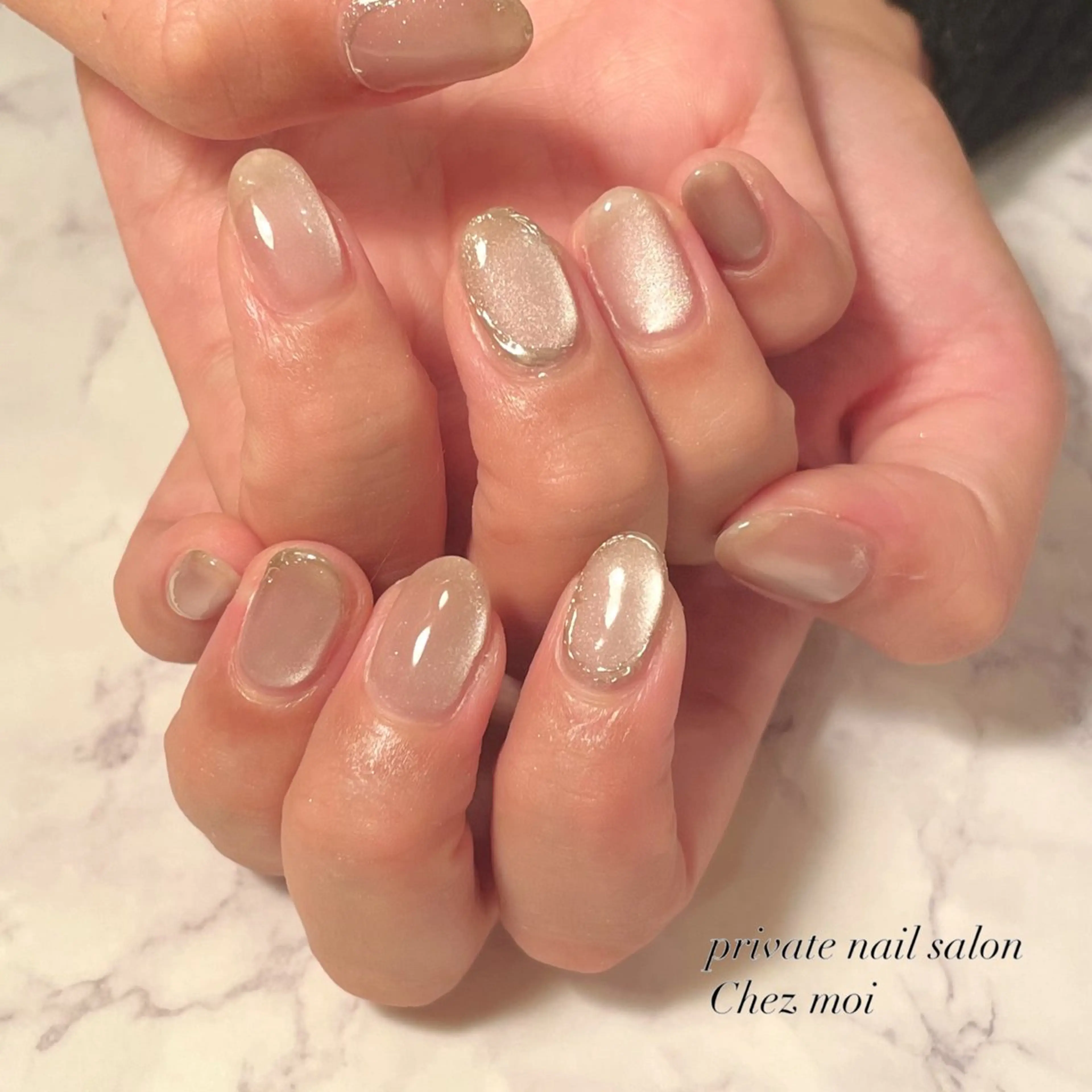 ネイル マグネットネイル ミラーネイル KOMINE TOMOKOのネイルデザイン