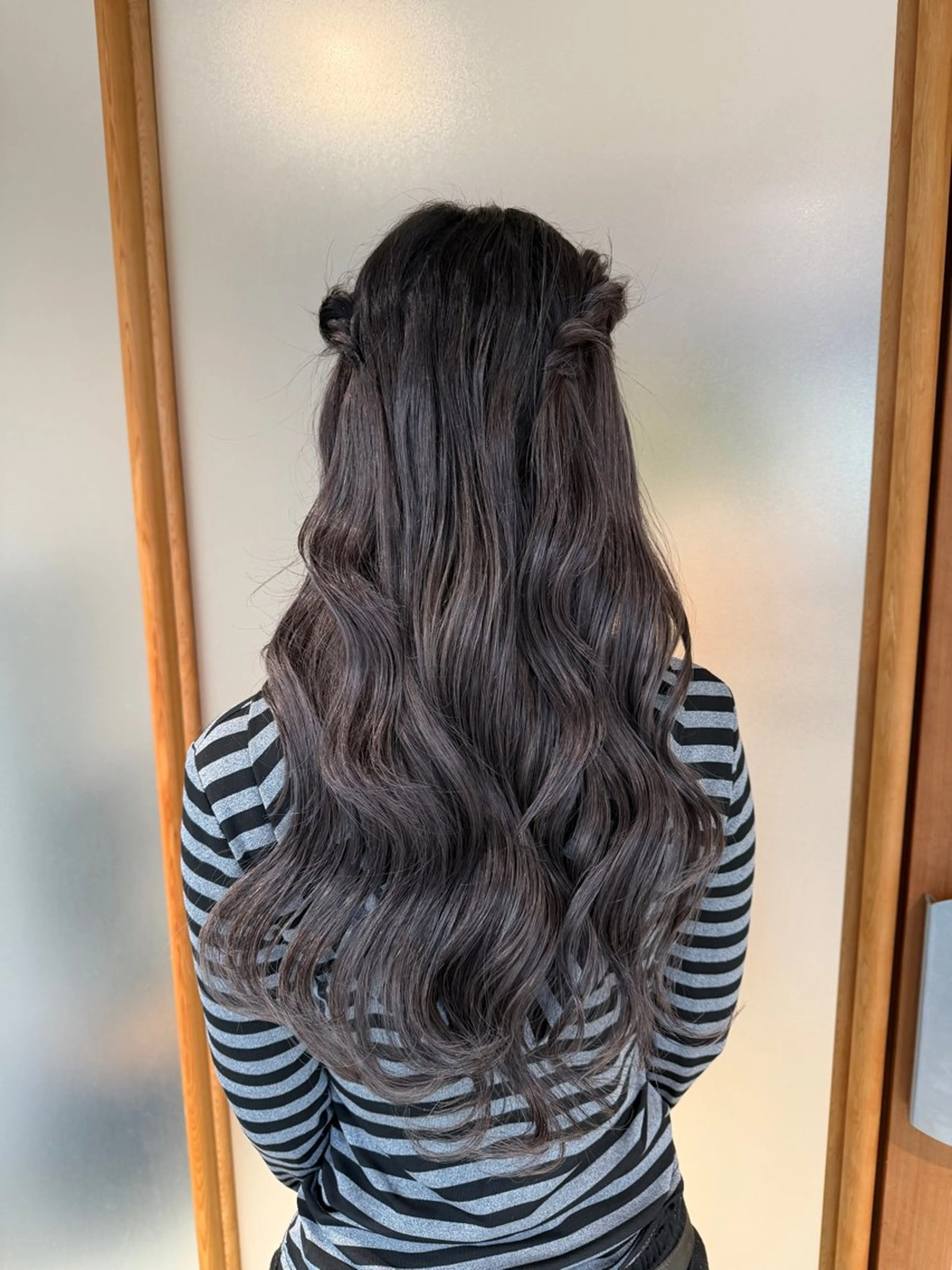 ロング ヘアアレンジ 野中 久美子のヘアスタイル