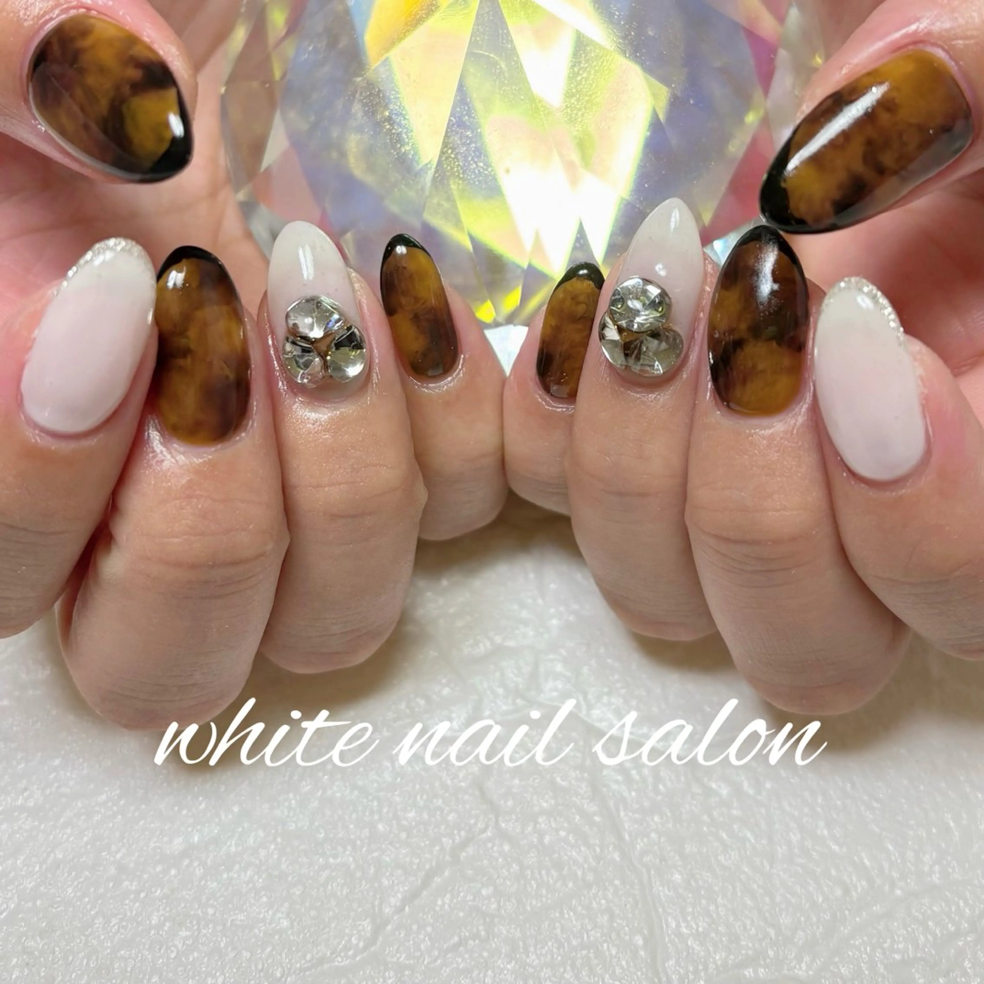 ネイル フットネイル 持ち込み ハンドネイル white nail salonのネイルデザイン