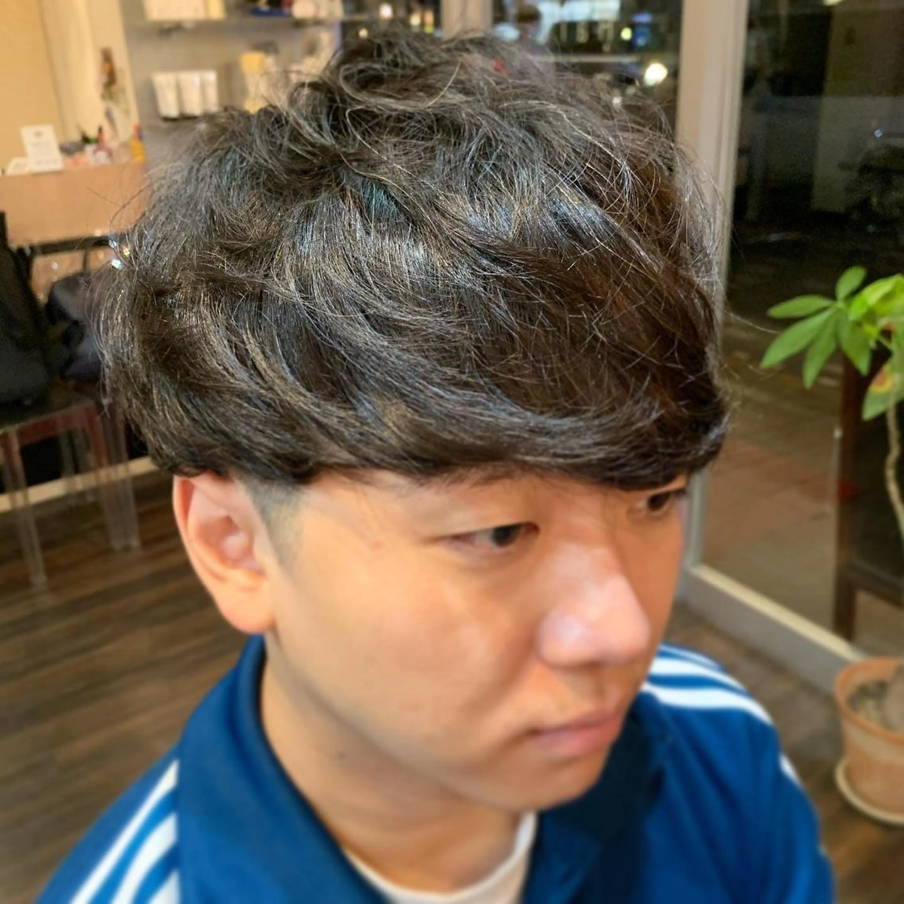 ショート ヘアアレンジ メンズ マッシュ カット 西尾 太郎のヘアスタイル