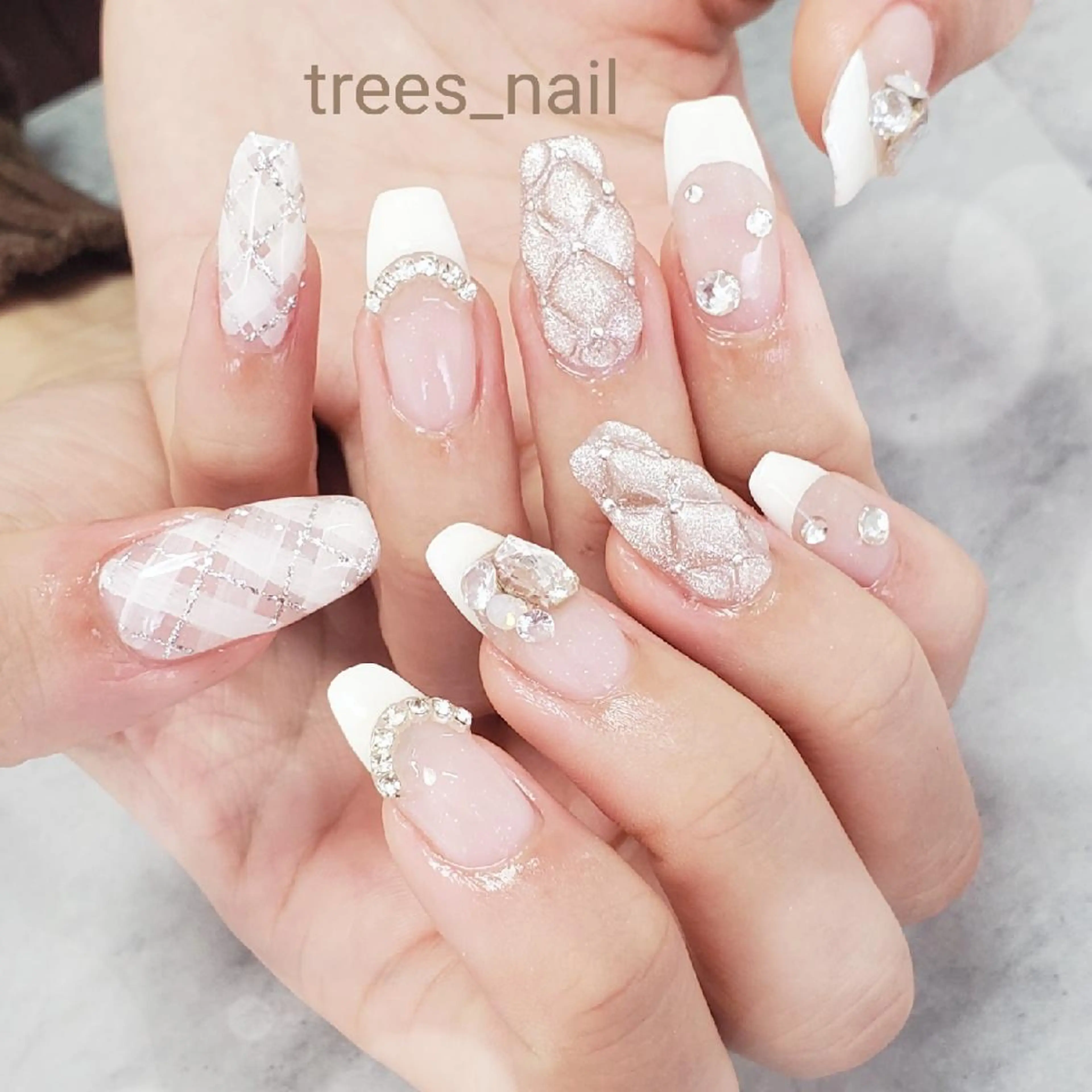 ネイル trees_ nailのネイルデザイン