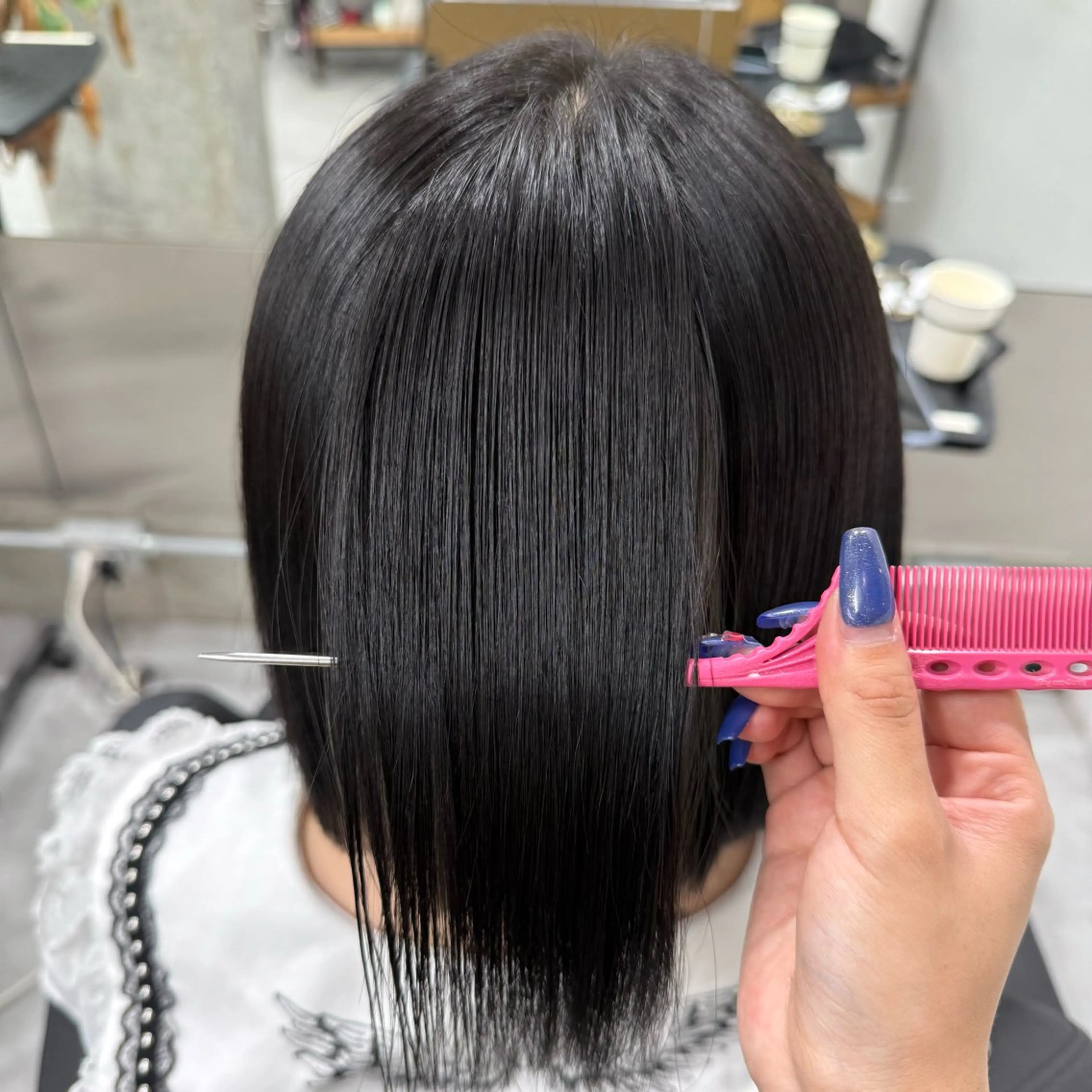 ショート 縮毛矯正 Welring hair salon所属・Runa/大人 かわいいハイトーンのヘアスタイル