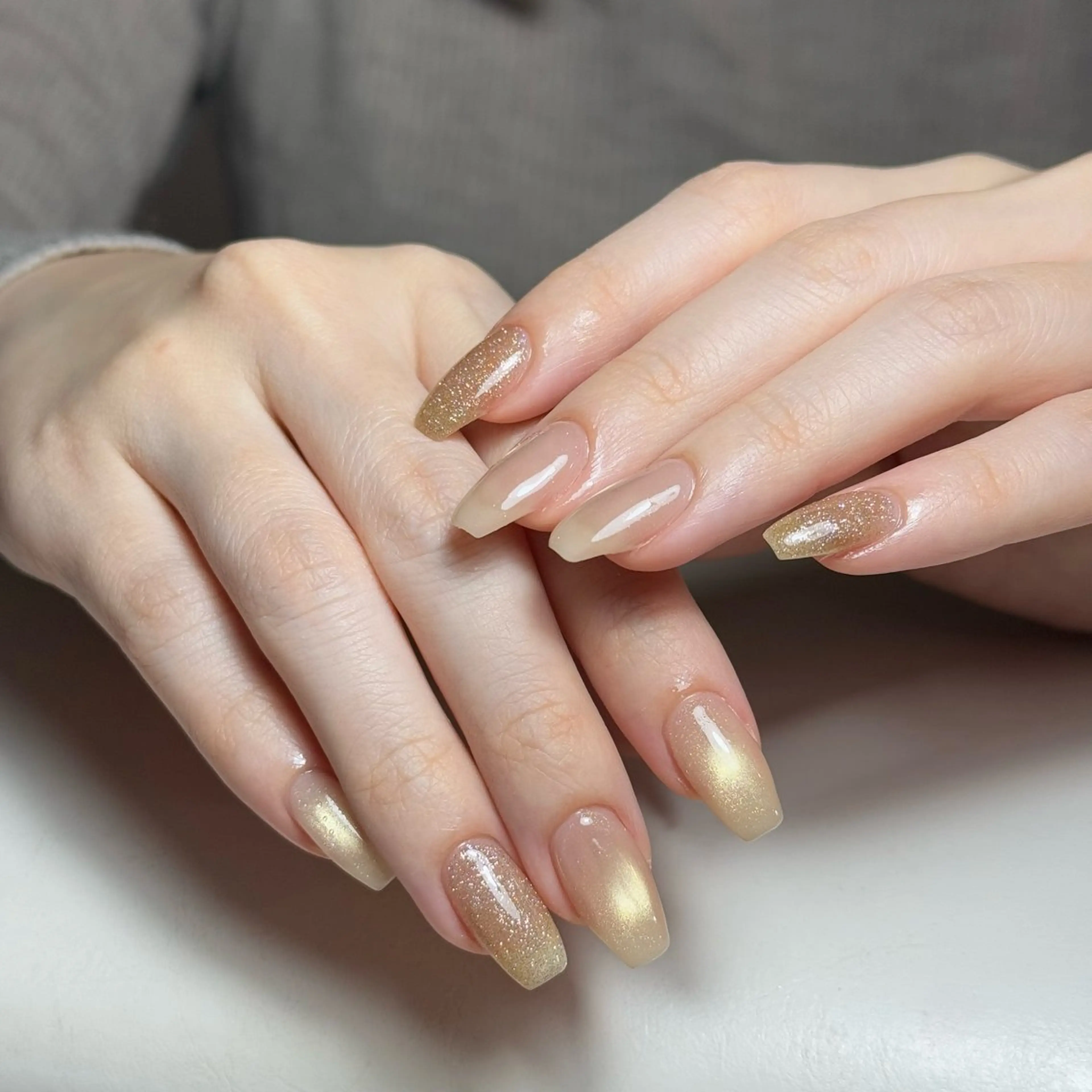 ネイル チークネイル フレンチネイル グラデーション キラキラネイル 韓国ネイル ハンドネイル Risa_ Nailのネイルデザイン