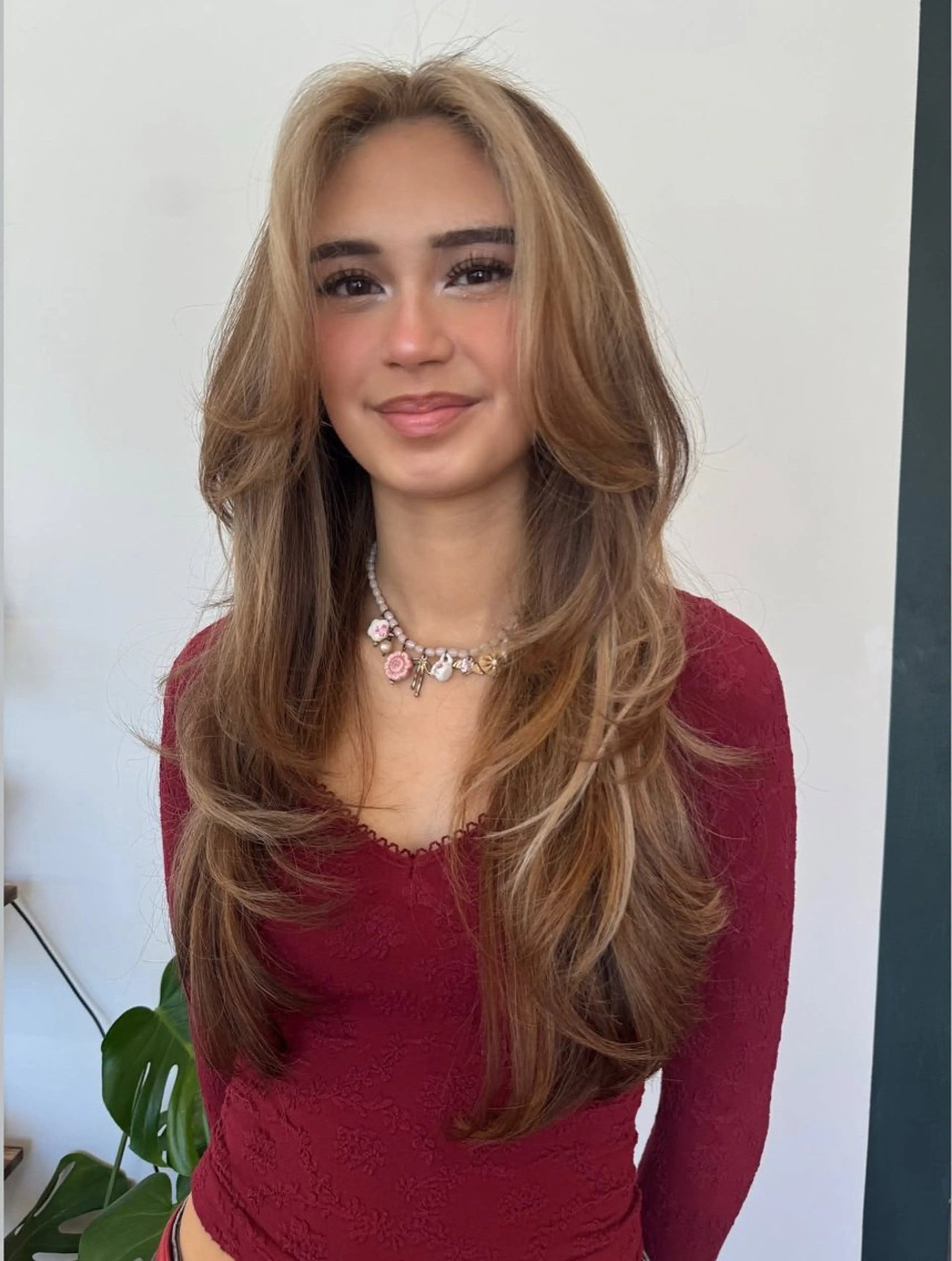 ロング レイヤーカット MEY HAIR所属・🎀海外ヘア/表参道 Satone🎀のヘアスタイル