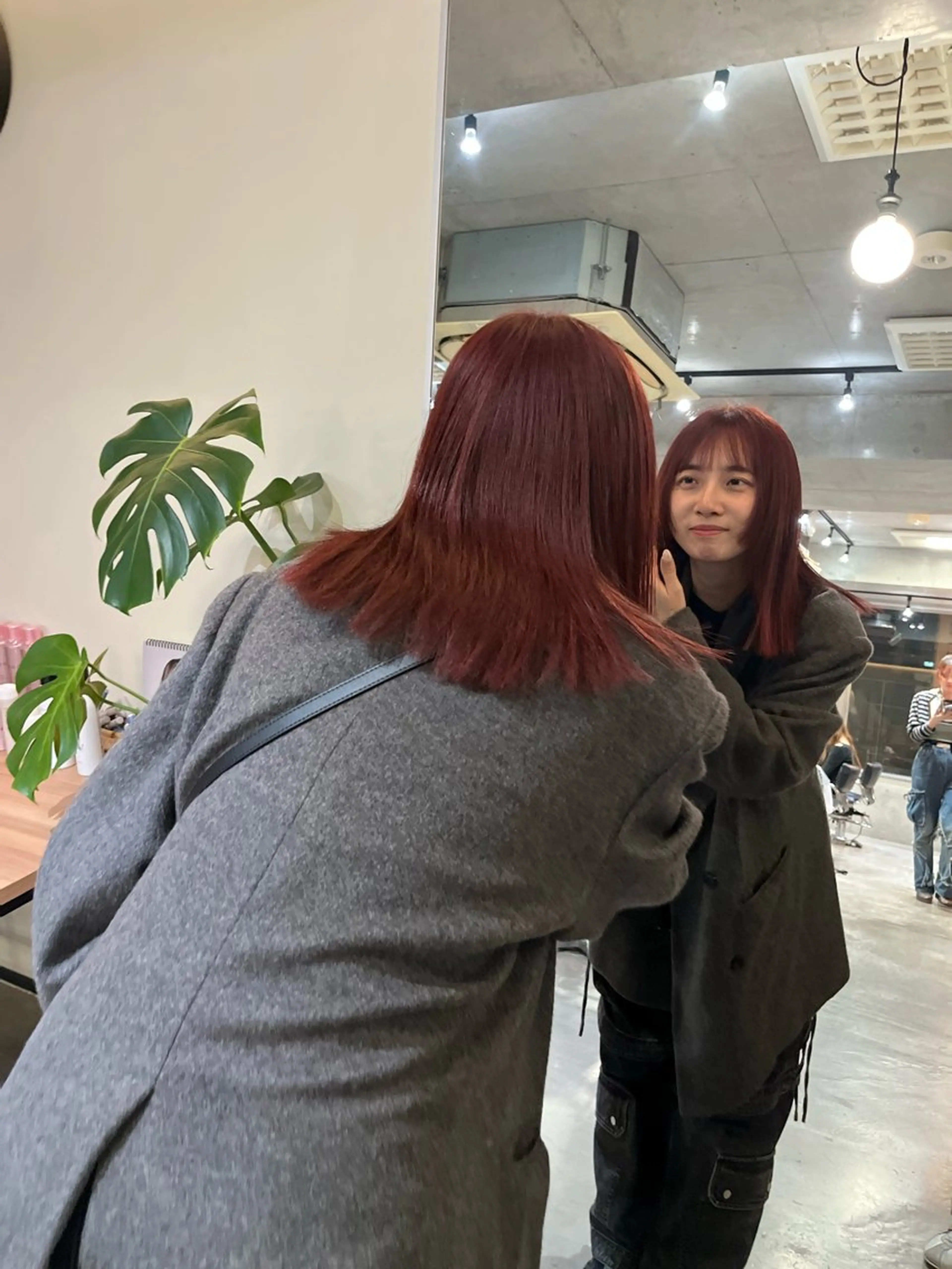 ミディアム ミディアムレイヤー アッシュ オレンジブラウン 顔まわりレイヤー ハッシュカット カット ヘアカラー レイヤーカット\ウル フ　chinatsuのヘアスタイル