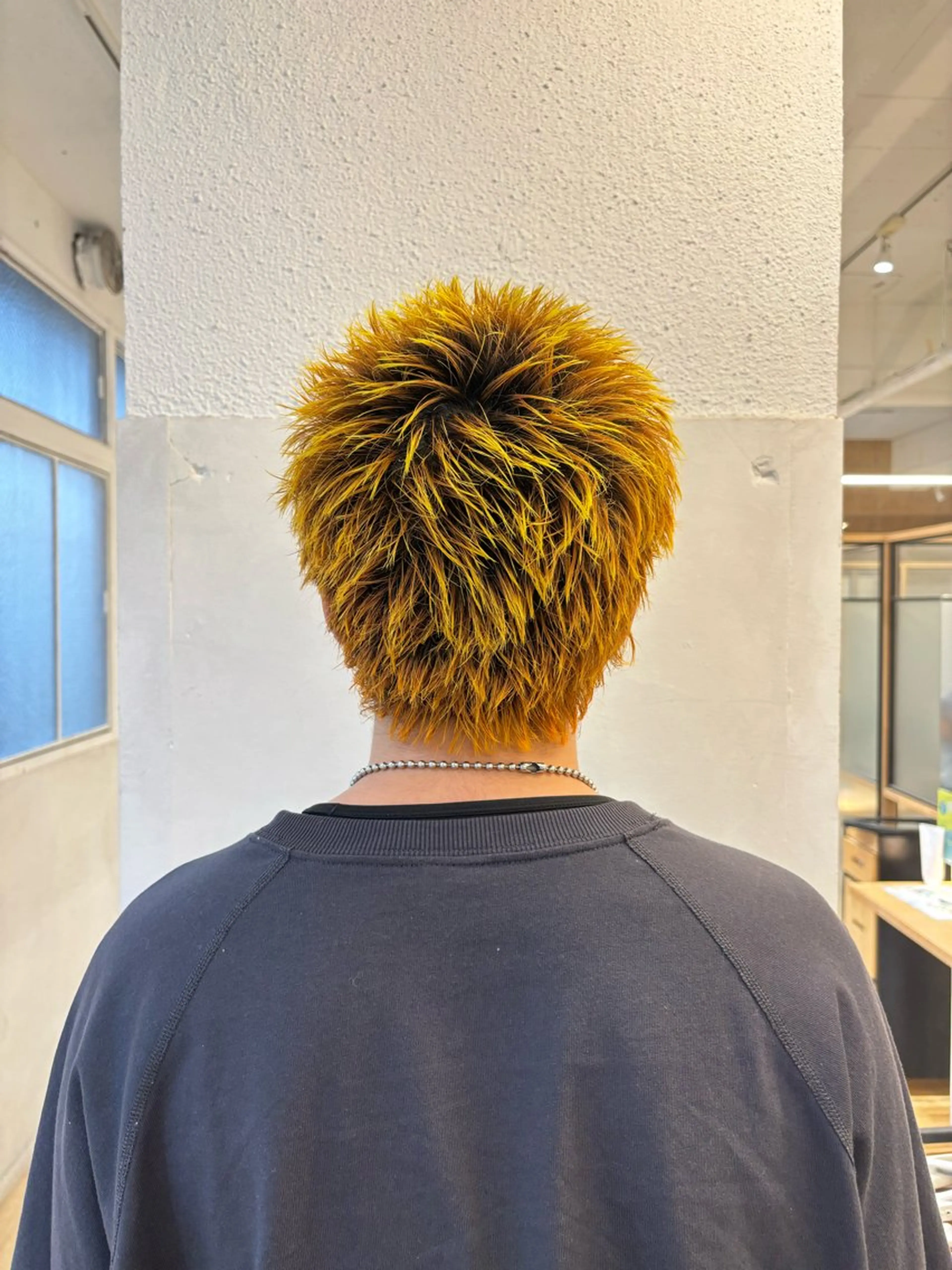 ショート カラー メンズ イエローカラー てんま さやかのヘアスタイル