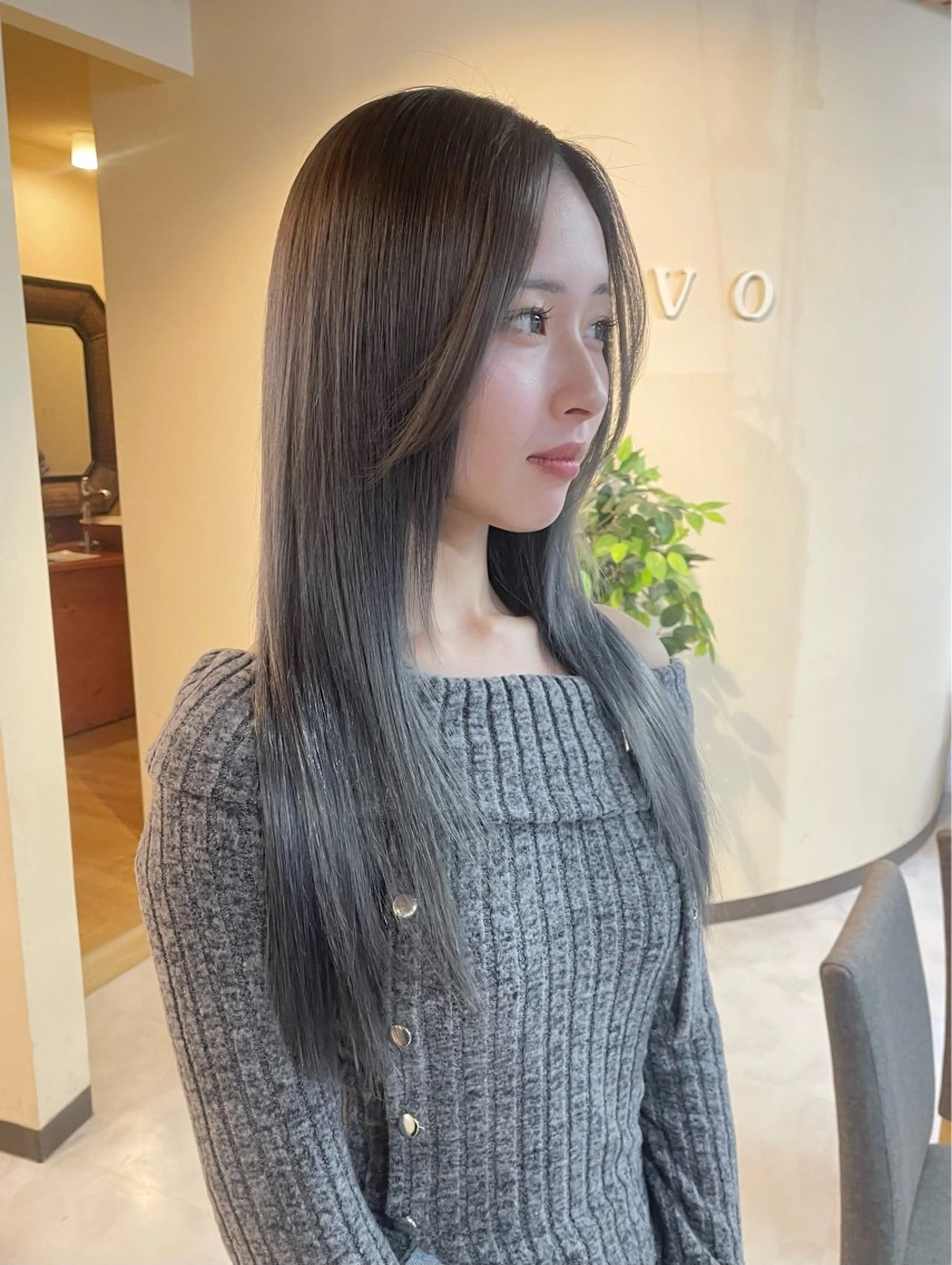 ロング 宮本 いぶきのヘアスタイル