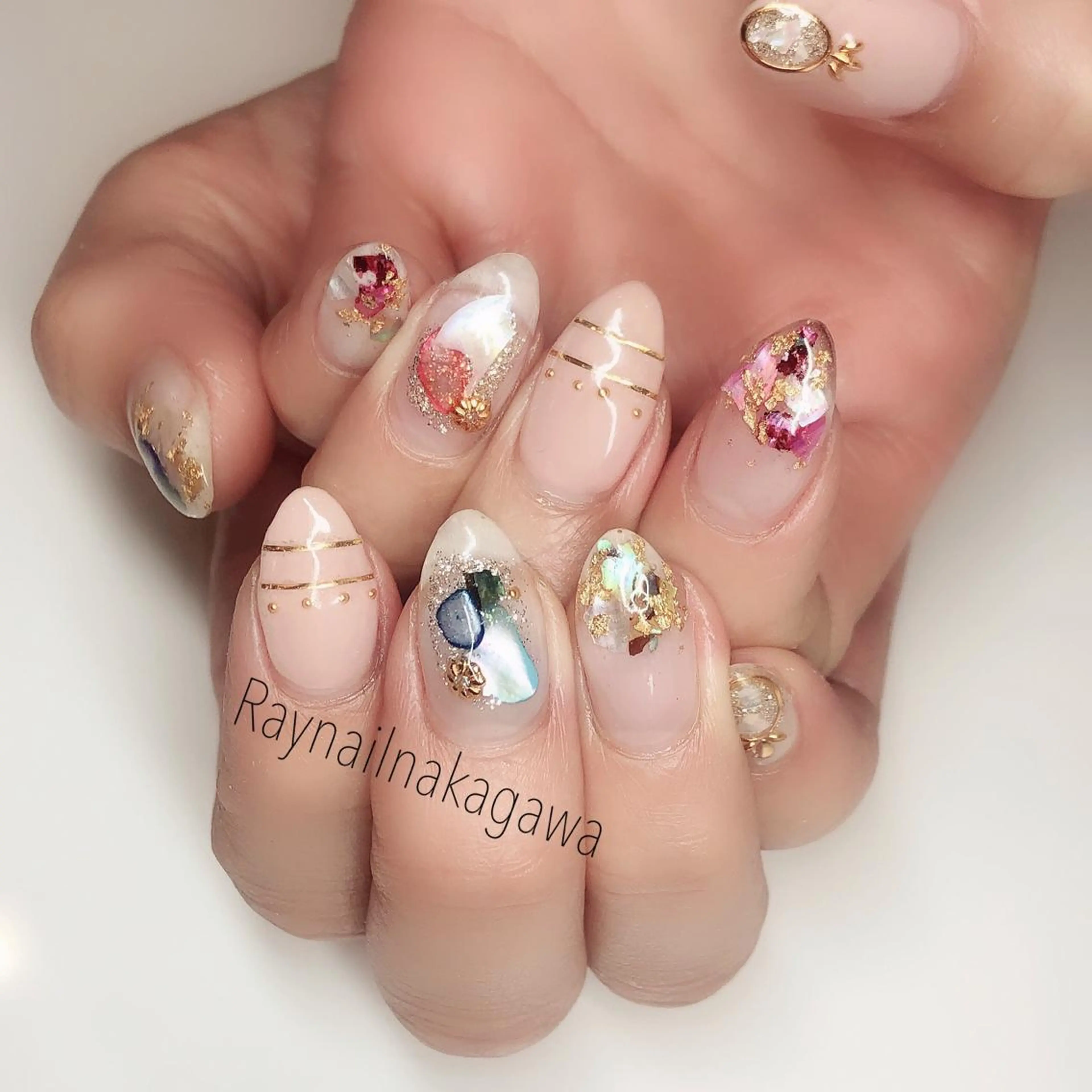 ネイル nailstudio ′ecole所属・nailstudio ′ecoleのネイルデザイン