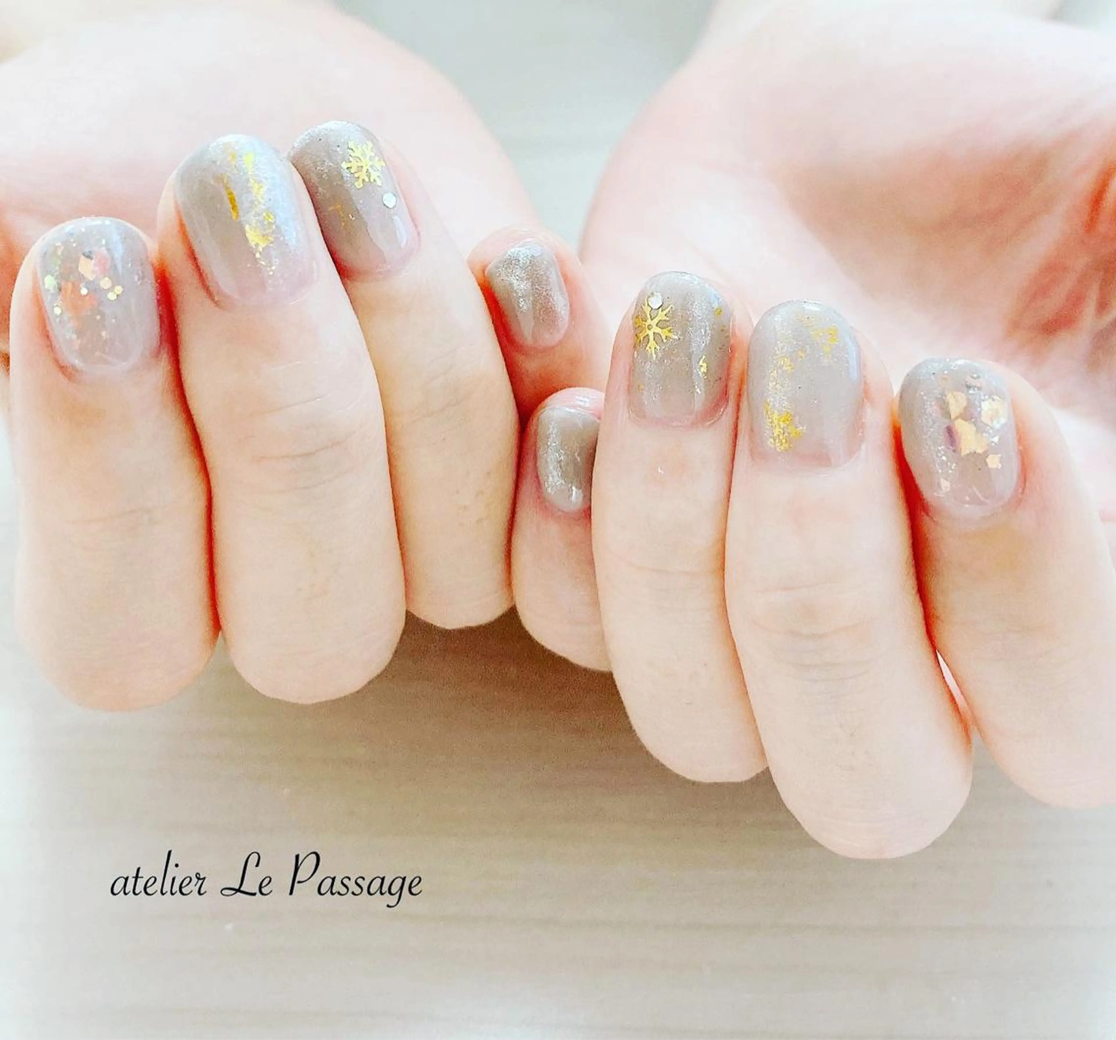 ネイル ジェルネイル ニュアンスネイル パラジェル 冬ネイル Atelier Le Passage所属・h nakatsukaのネイルデザイン