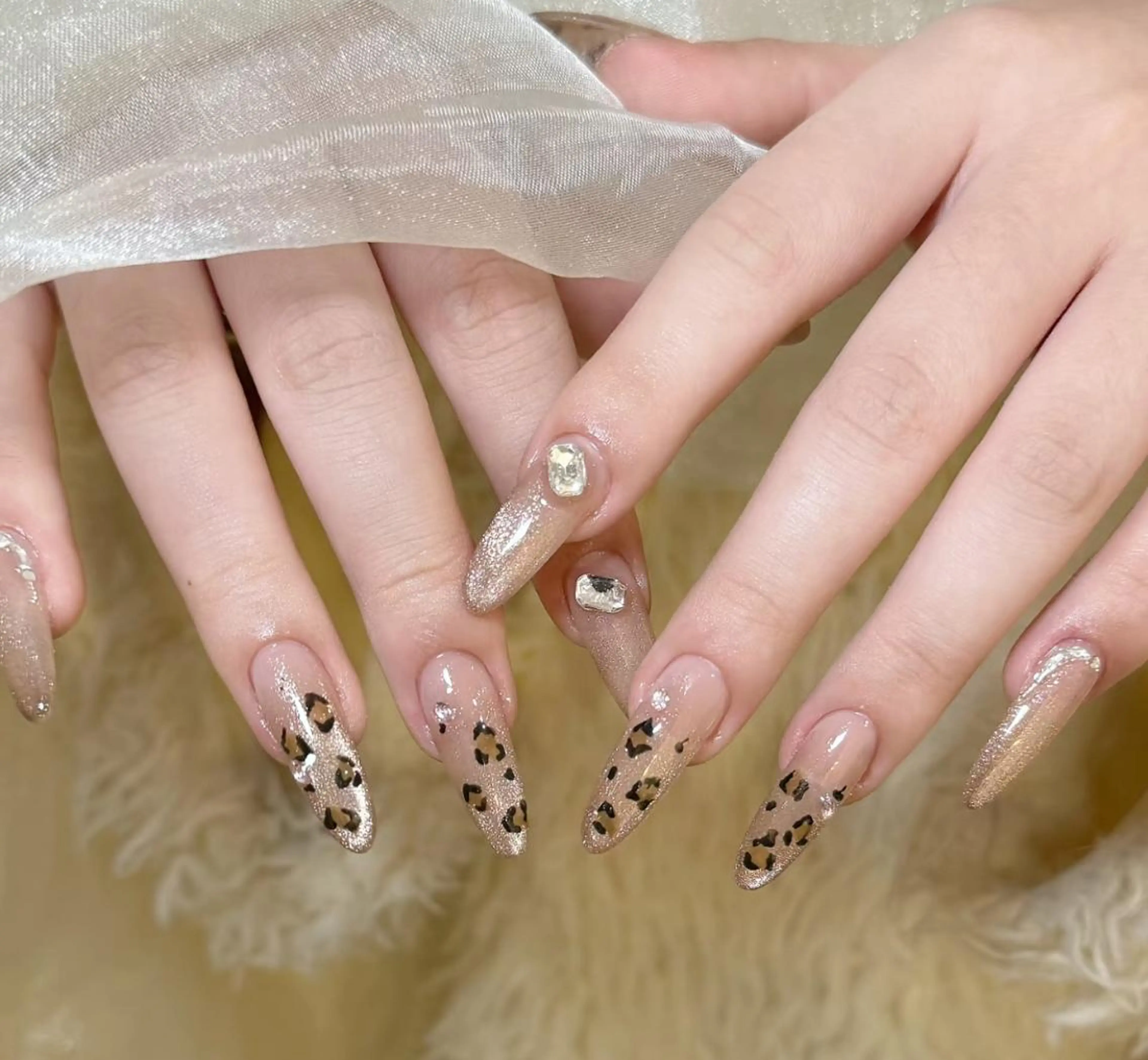 ネイル ハンドネイル ハンドケア 🍑 momo_nailのネイルデザイン