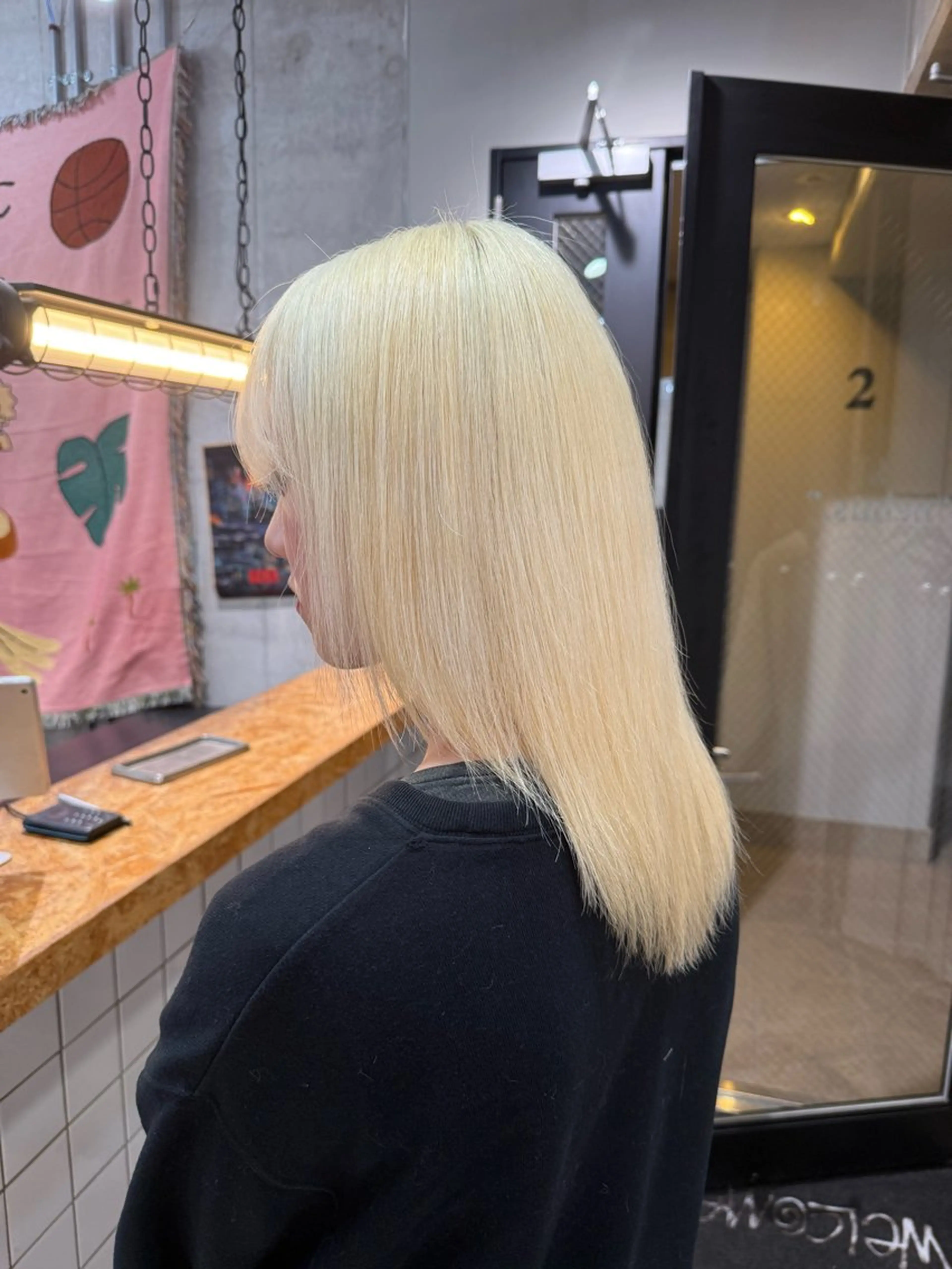 セミロング カラー ブロンド ピンクカラー ヘアカラー ハイトーン特化/ 複雑履歴修正/拓真のヘアスタイル